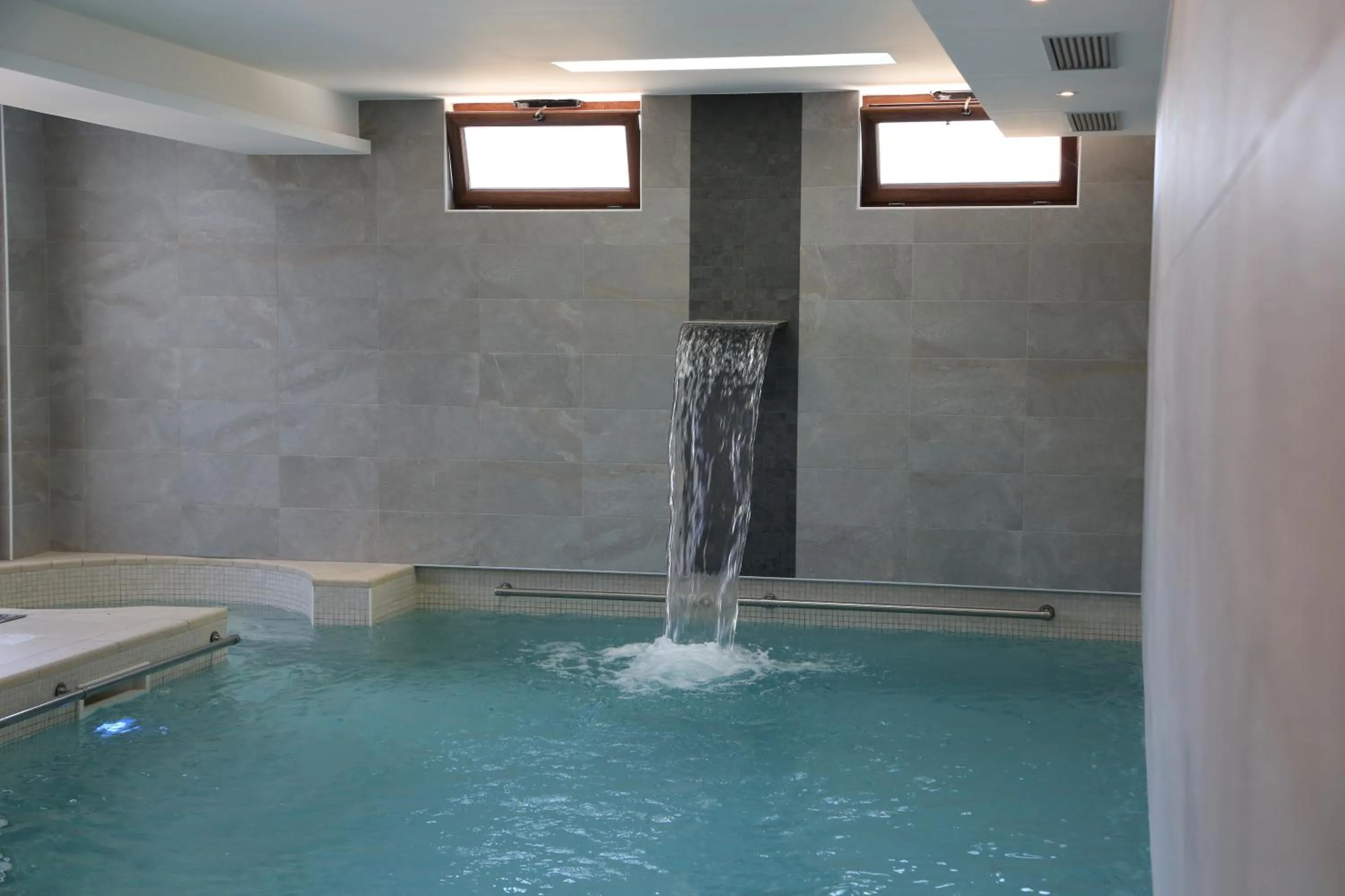 Swimming pool in Villa Panorama