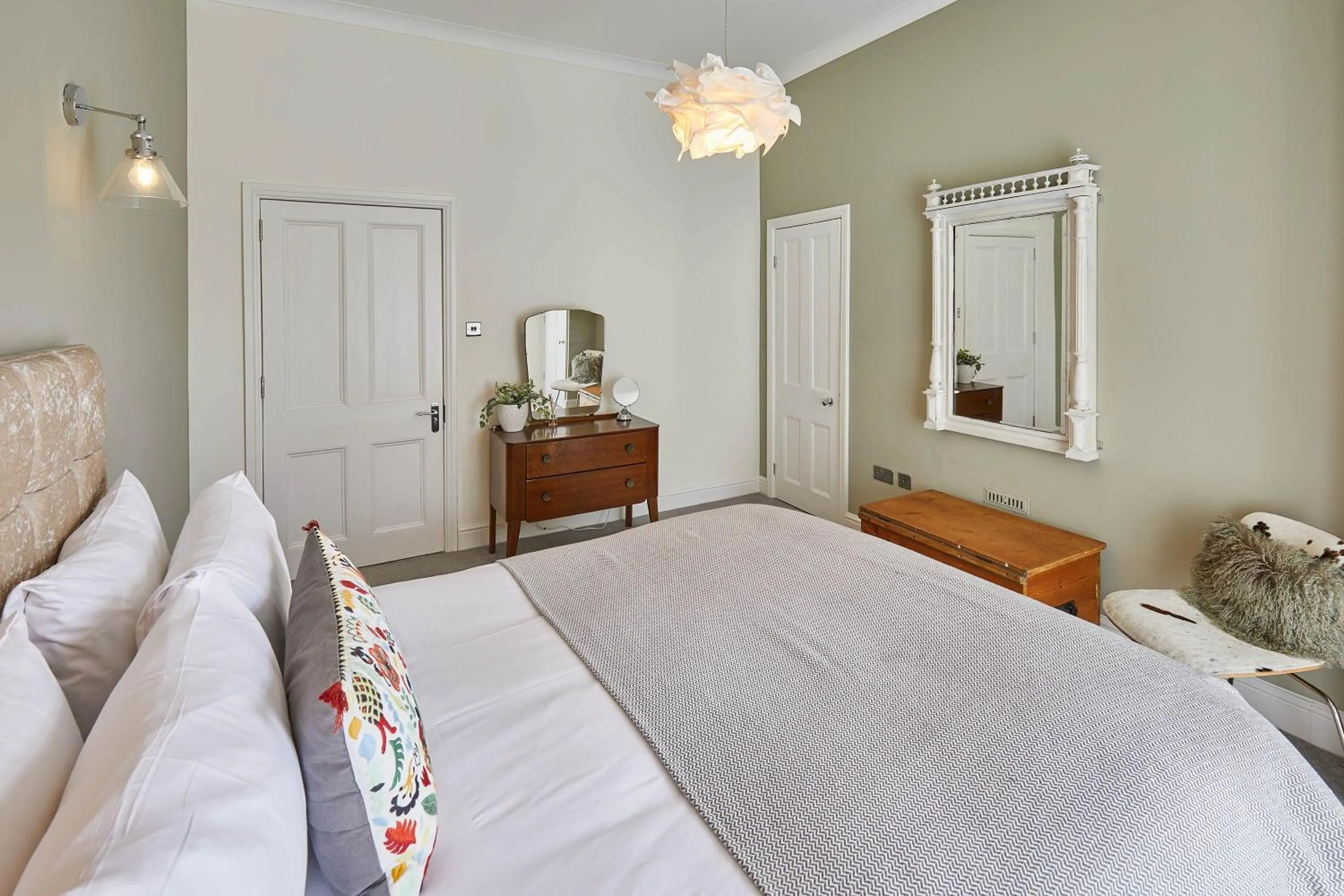 Bed in Host & Stay - One Mulgrave Place