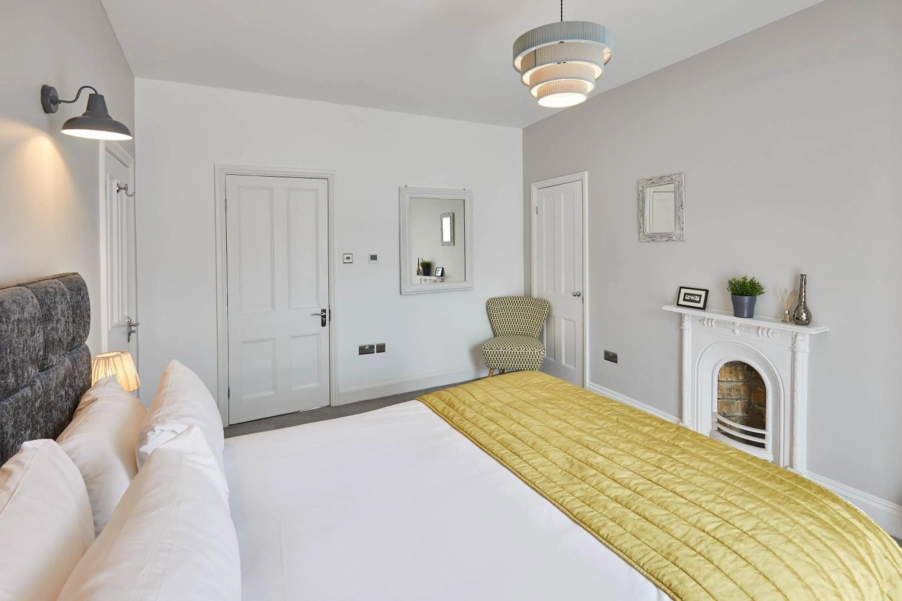 Bed in Host & Stay - One Mulgrave Place