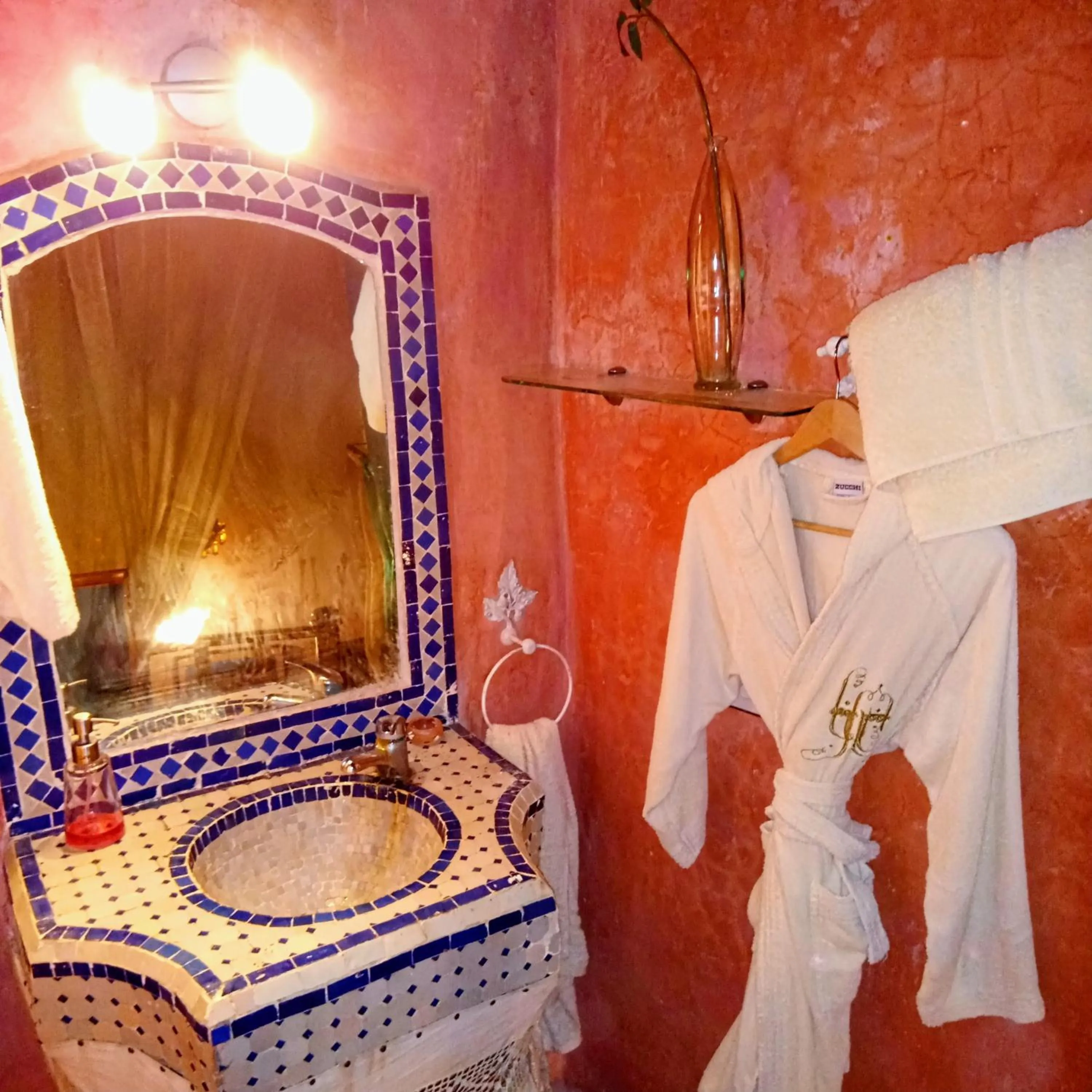 Bathroom in Riad Rchacha