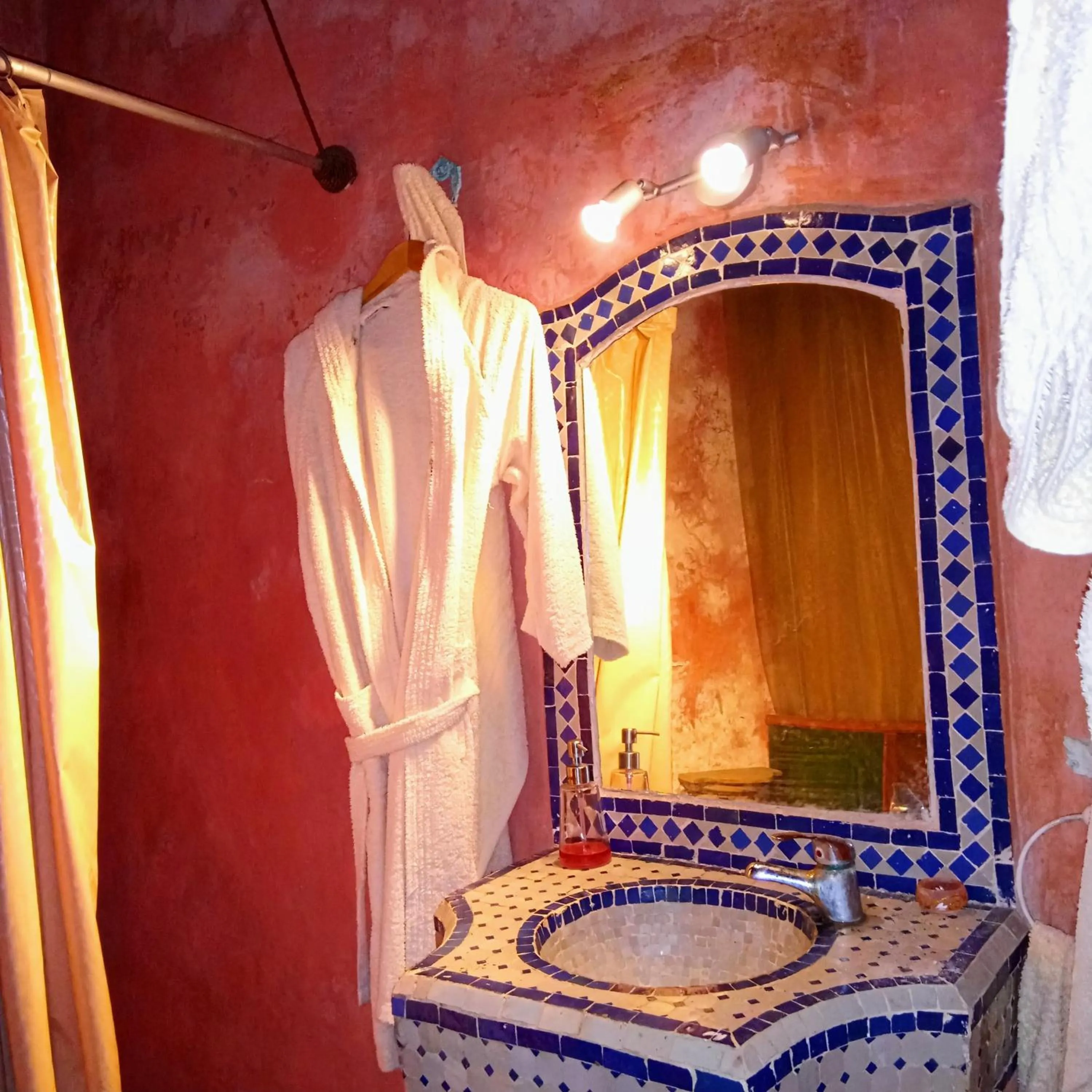 Bathroom in Riad Rchacha