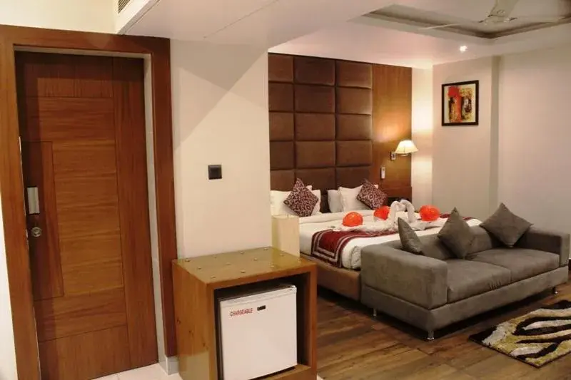 Photo of the whole room in The Royal Melange Beacon Photo of the whole room in The Royal Melange Beacon