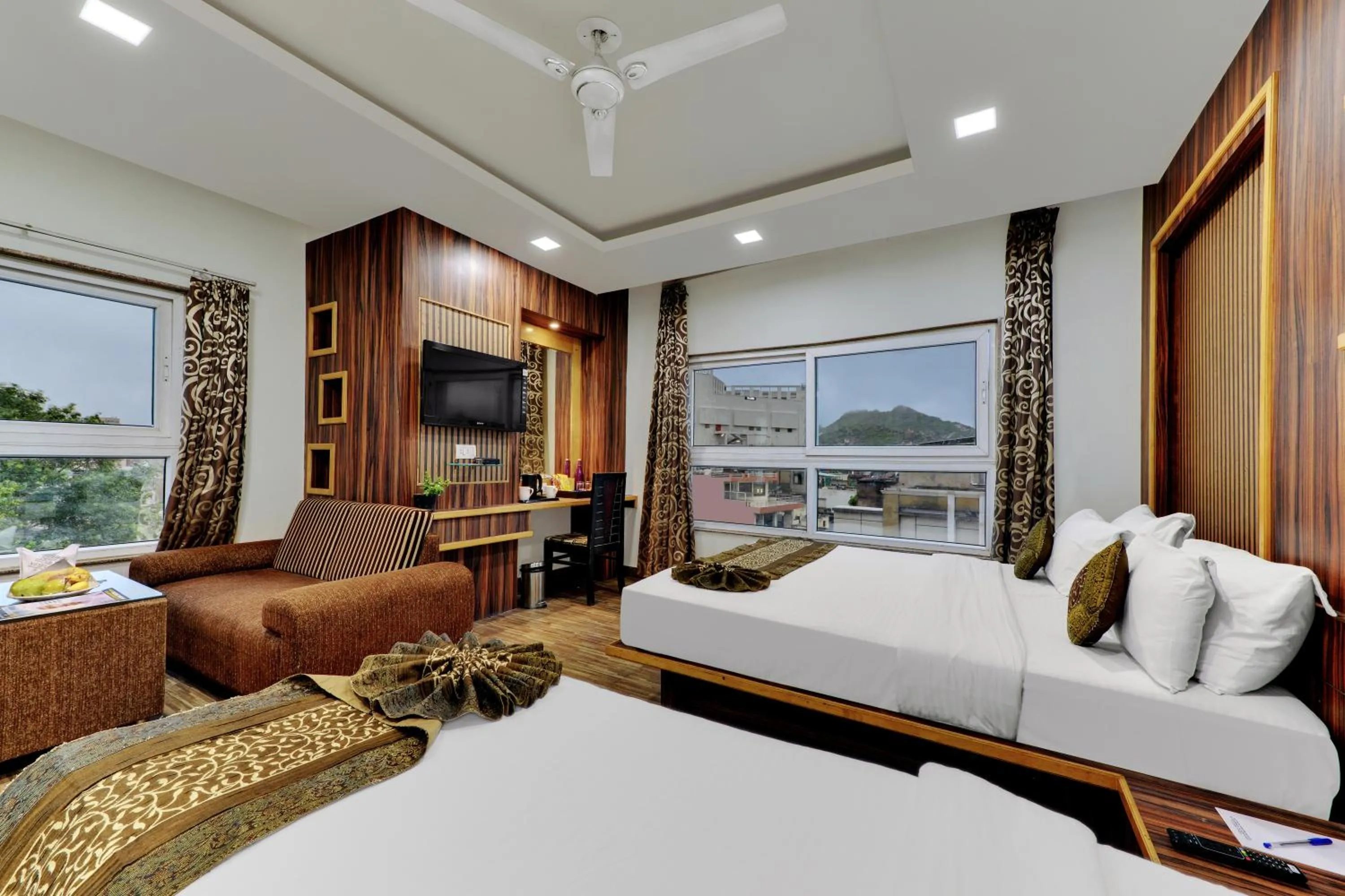 View (from property/room), Bed in The Royal Melange Beacon