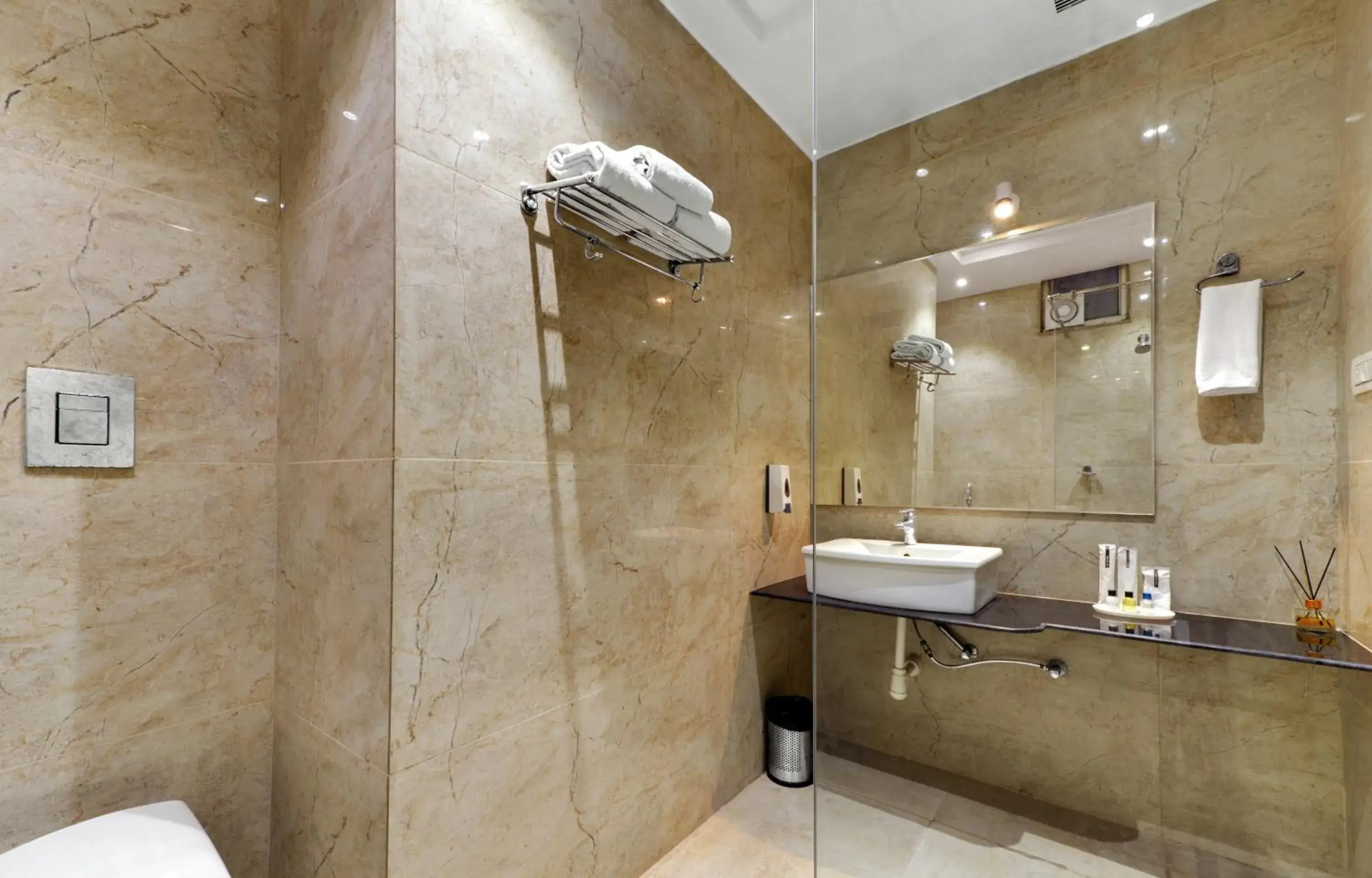 The Royal Melange Beacon The Royal Melange Beacon