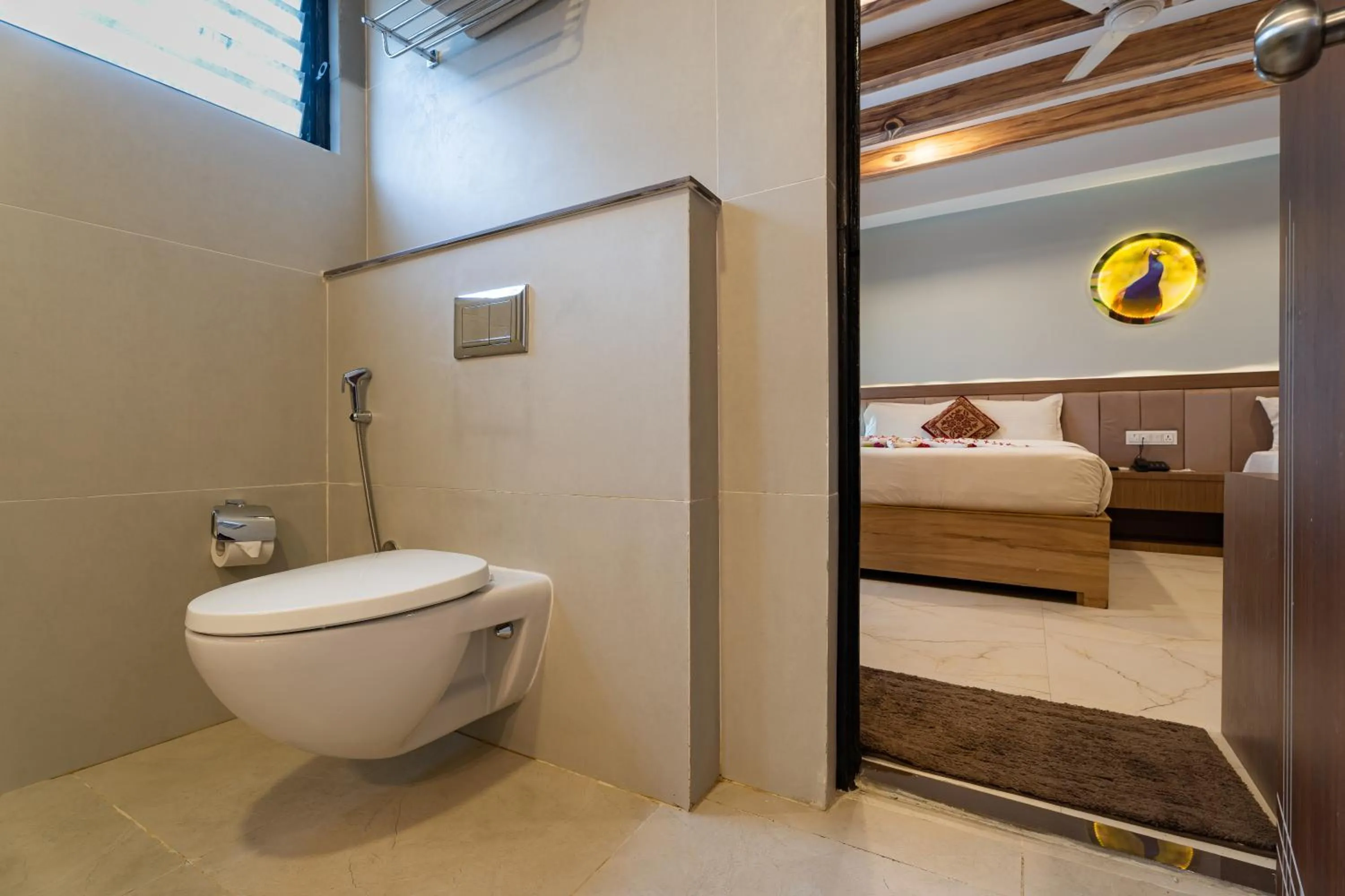 Toilet, Bed in Hotel Seven Limited