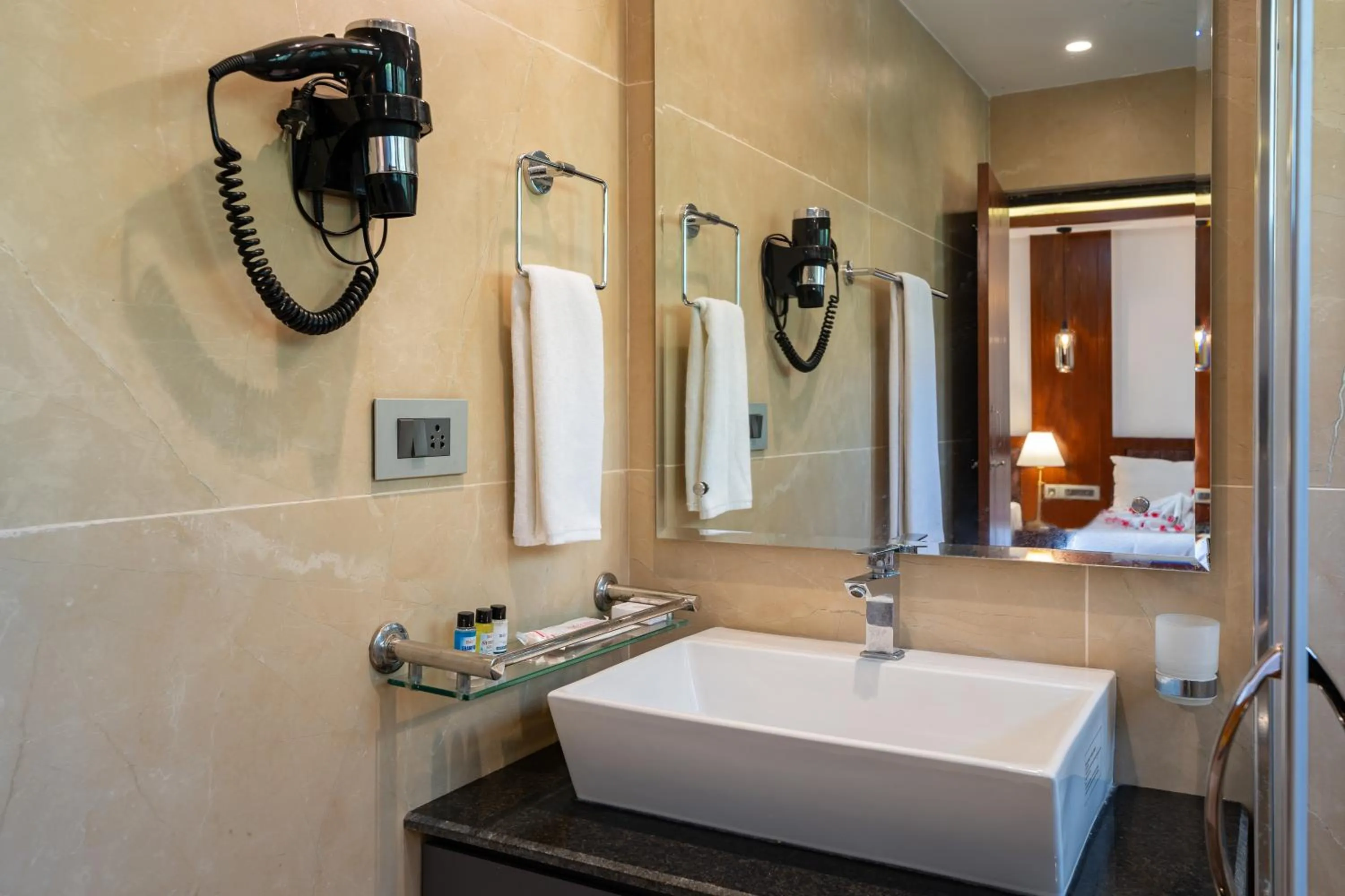 Bathroom in Hotel Seven Limited