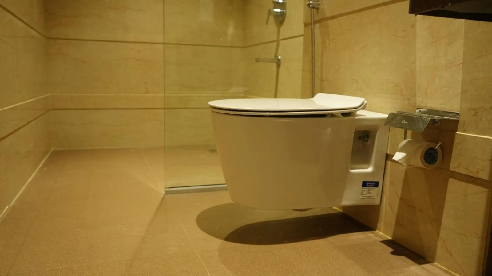 Bathroom in Alaukik Hotel