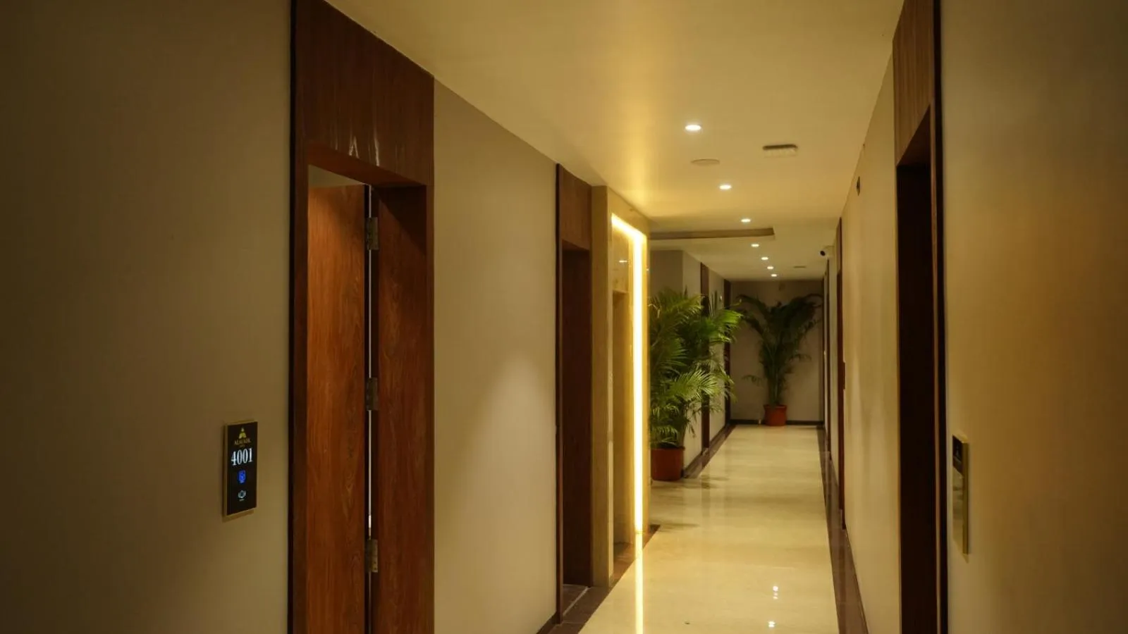 Property building in Alaukik Hotel