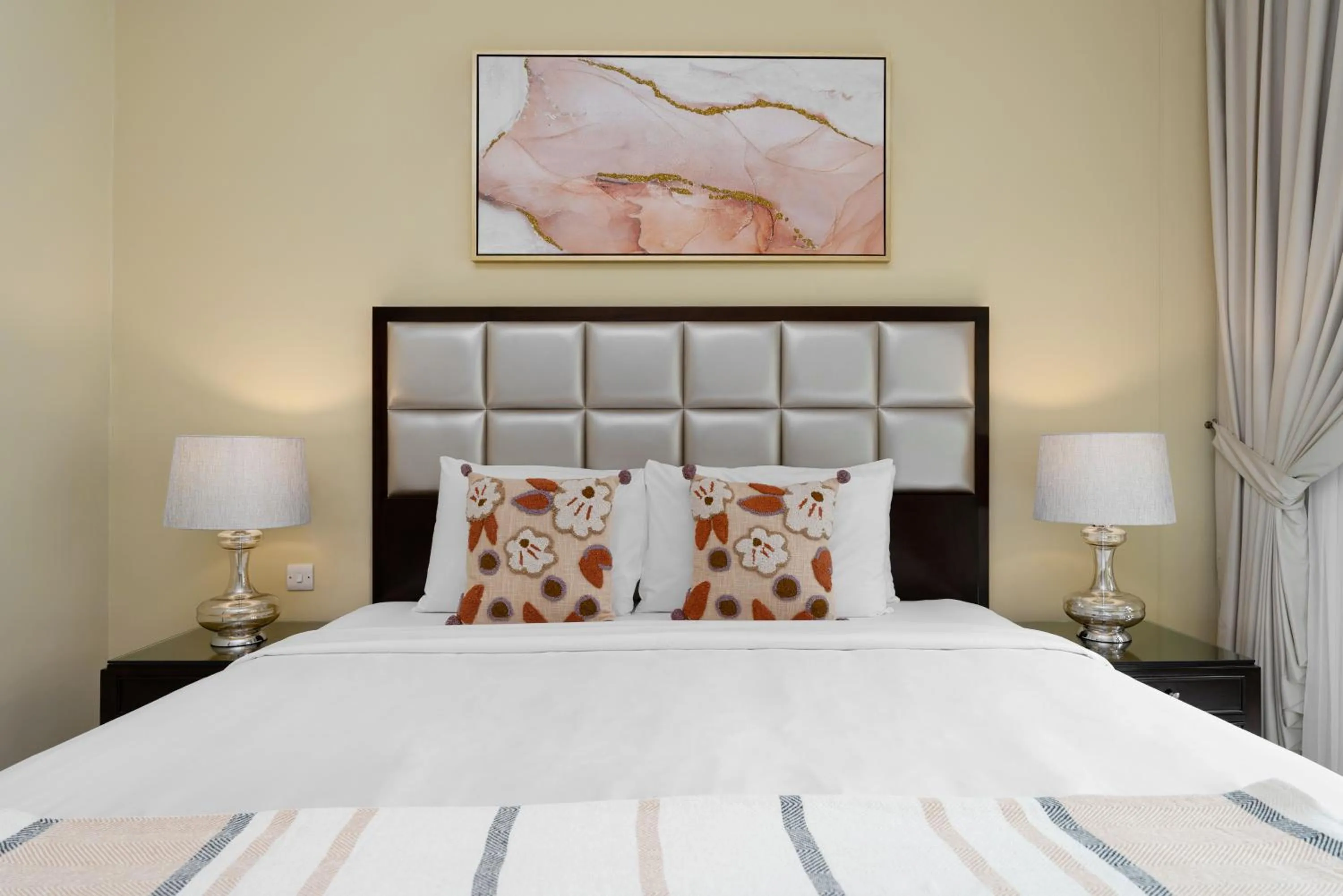 Bedroom, Bed in Maison Privee - Elite Apt Connected to Dubai Mall & Burj Khalifa