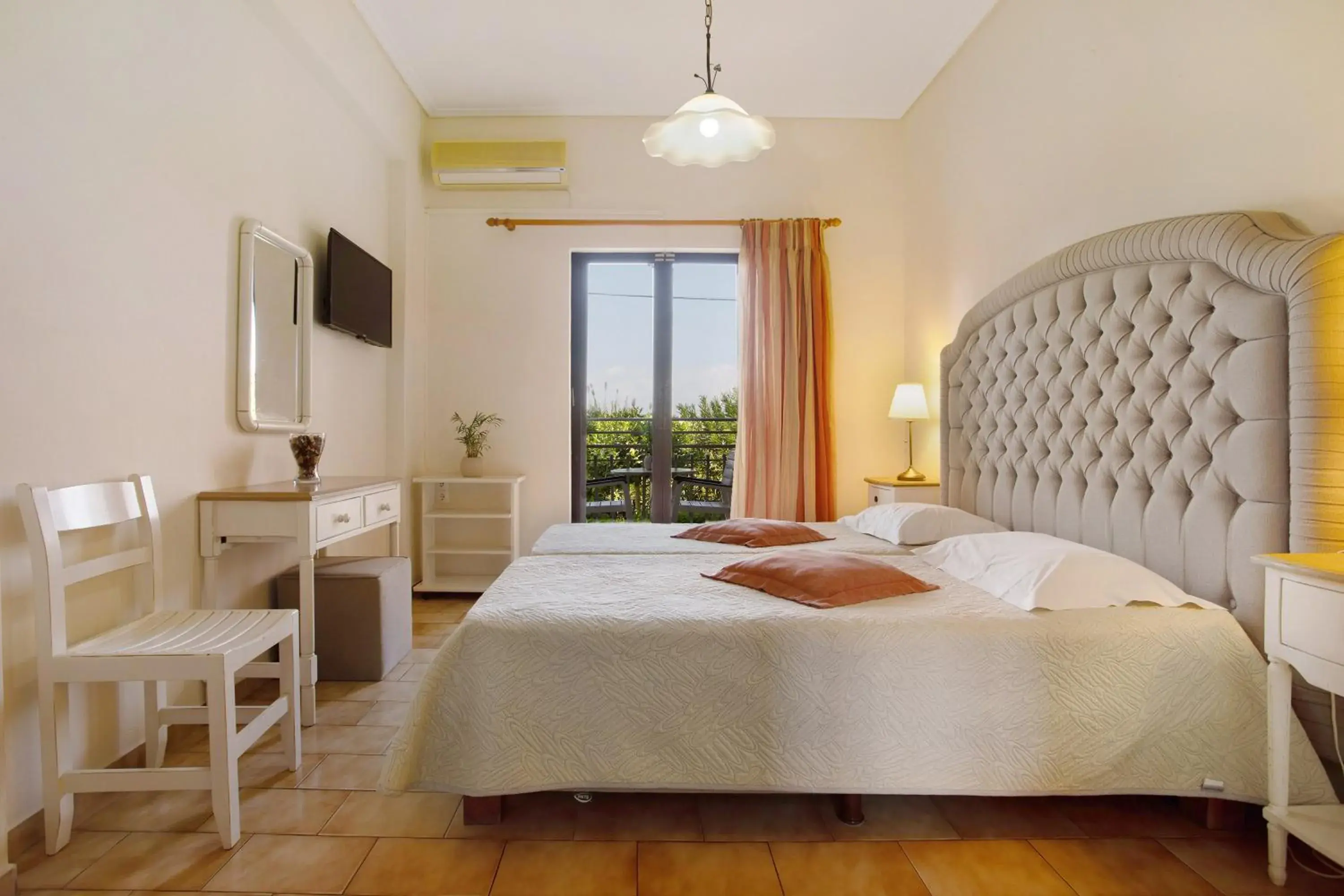 Bed in Eleni's Garden 3 Bed in Eleni's Garden 3