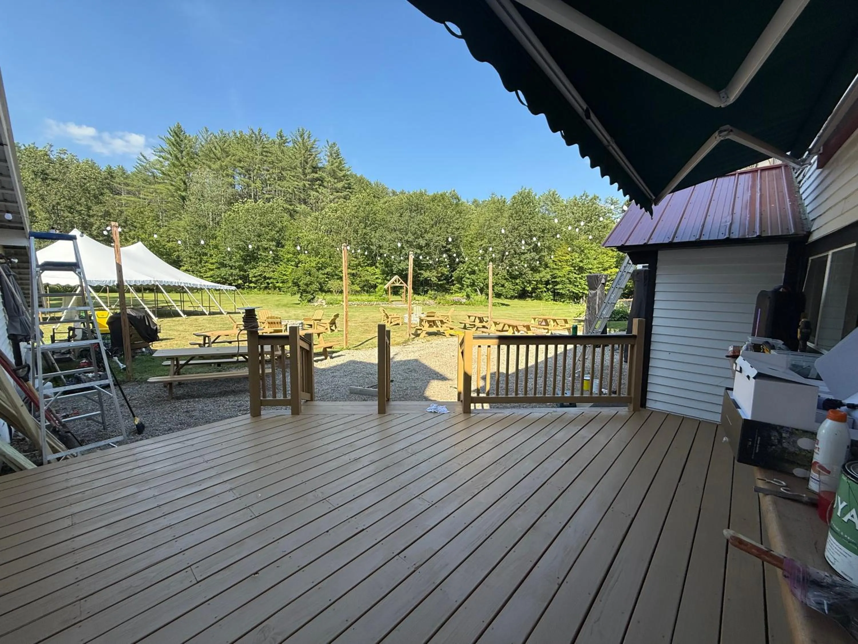 Property building in Stone Hearth Inn and Eatery