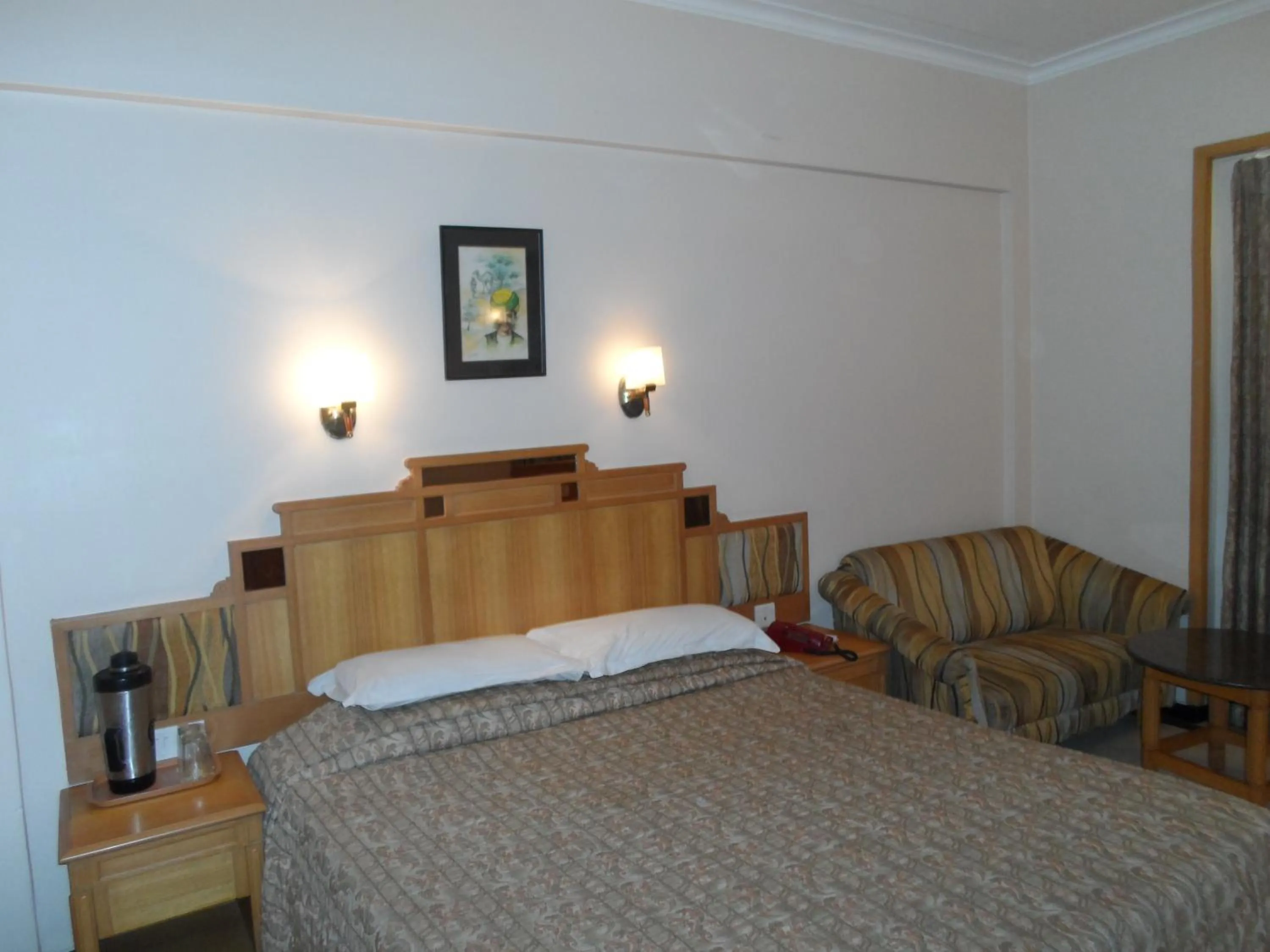 Bed in Hotel Kalyan Residency