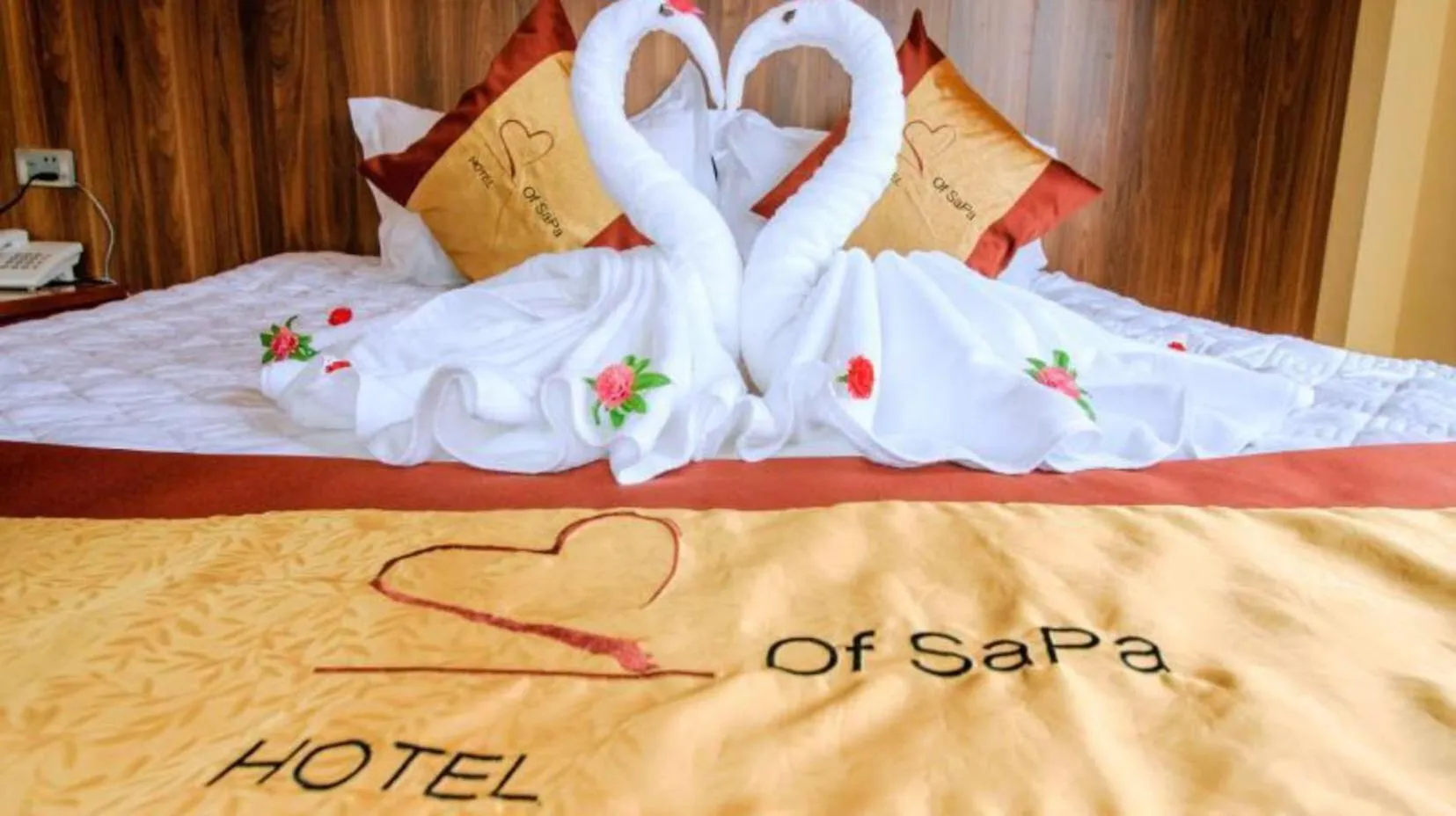 Bed in Heart Of Sapa Hotel