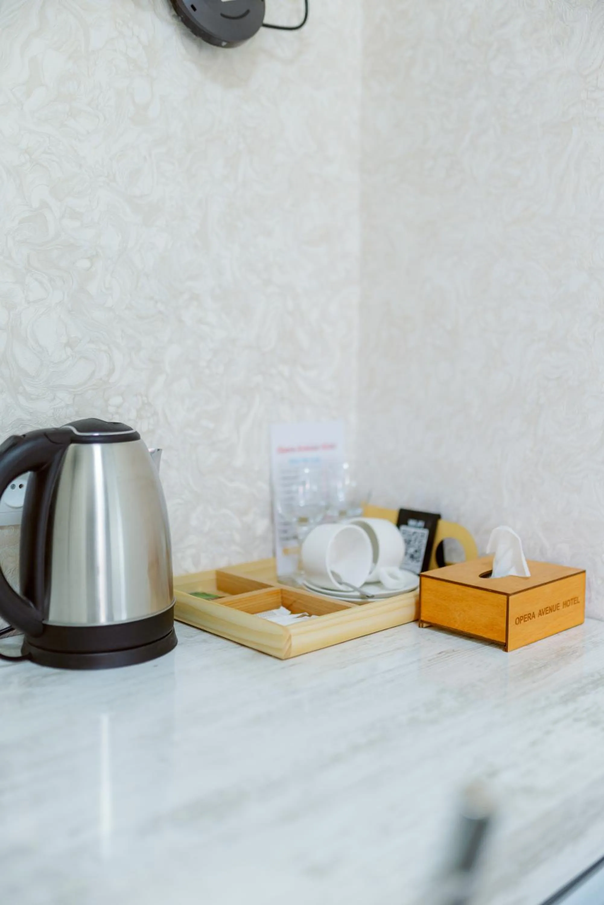 Coffee/tea facilities in Opera Avenue Hotel