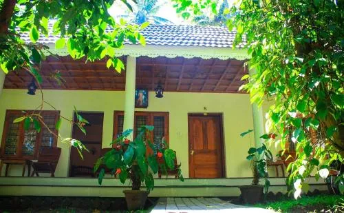 Green Court Cottages