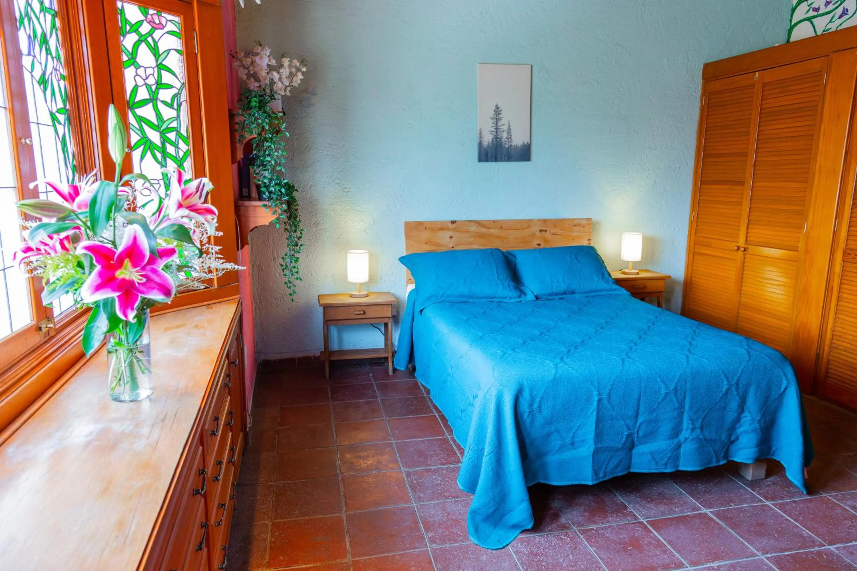 Photo of the whole room, Bed in Colibrí Turquesa