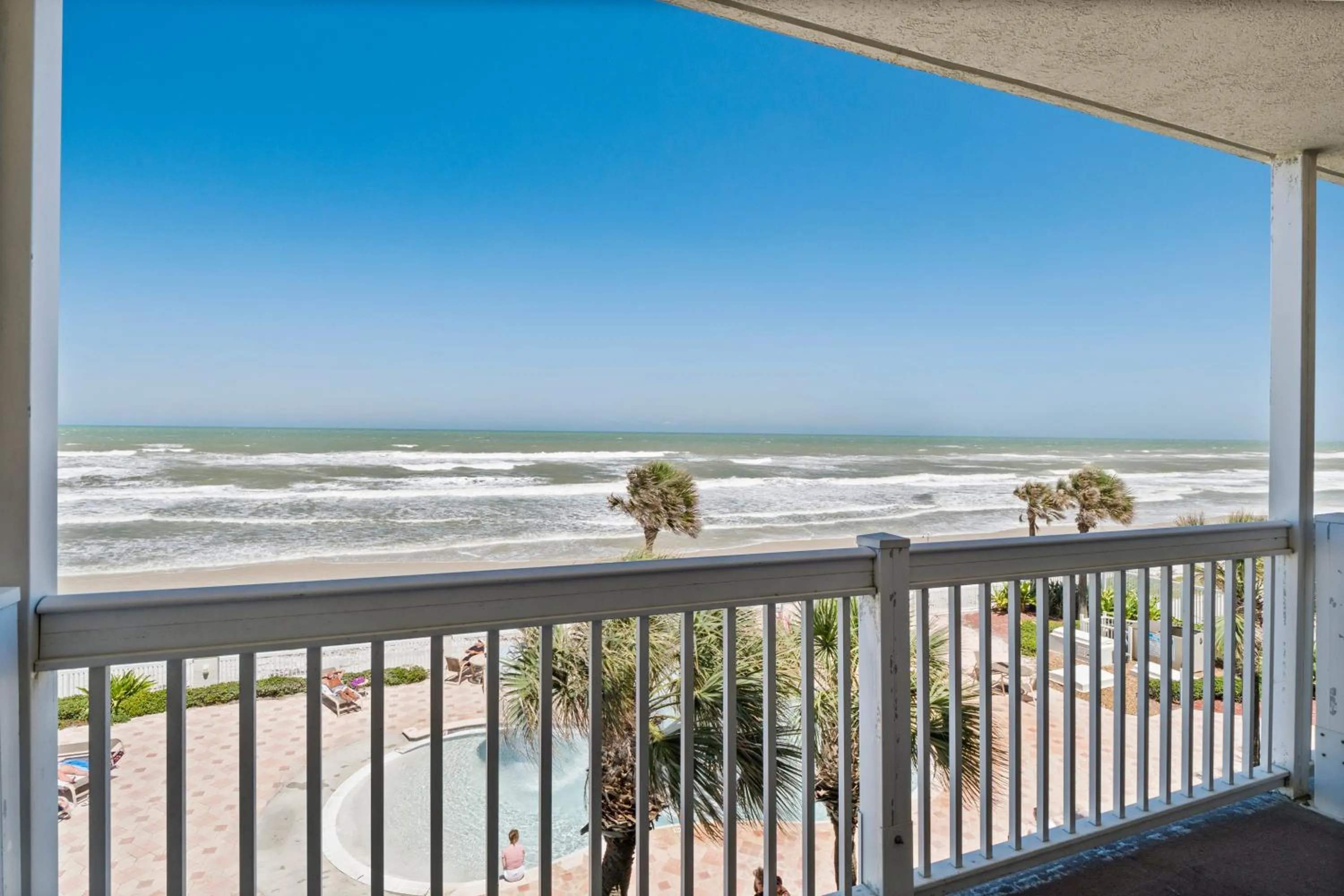 Balcony/Terrace in Sunrise & Beach View - Daytona Beach Resort