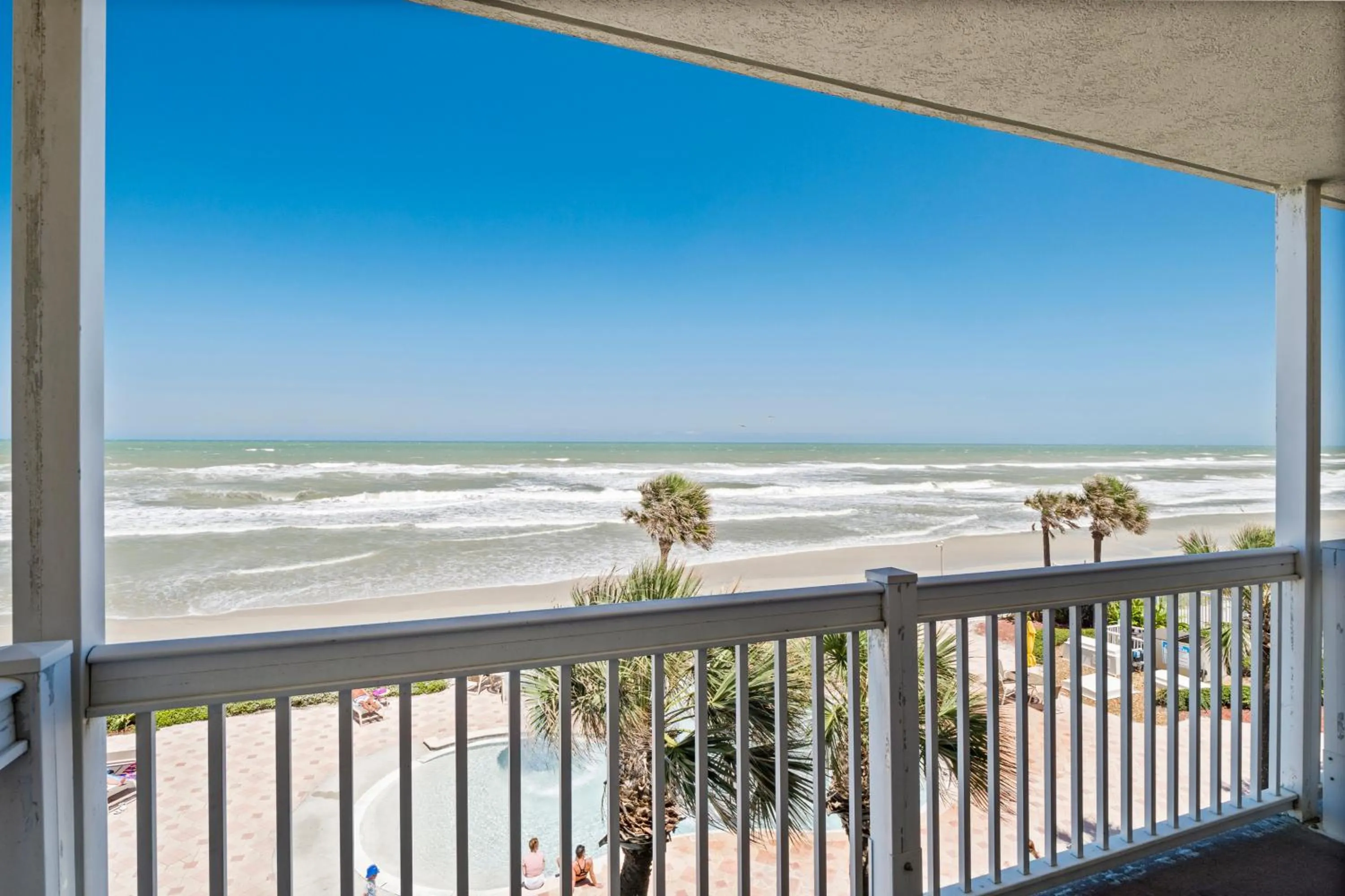Balcony/Terrace in Sunrise & Beach View - Daytona Beach Resort