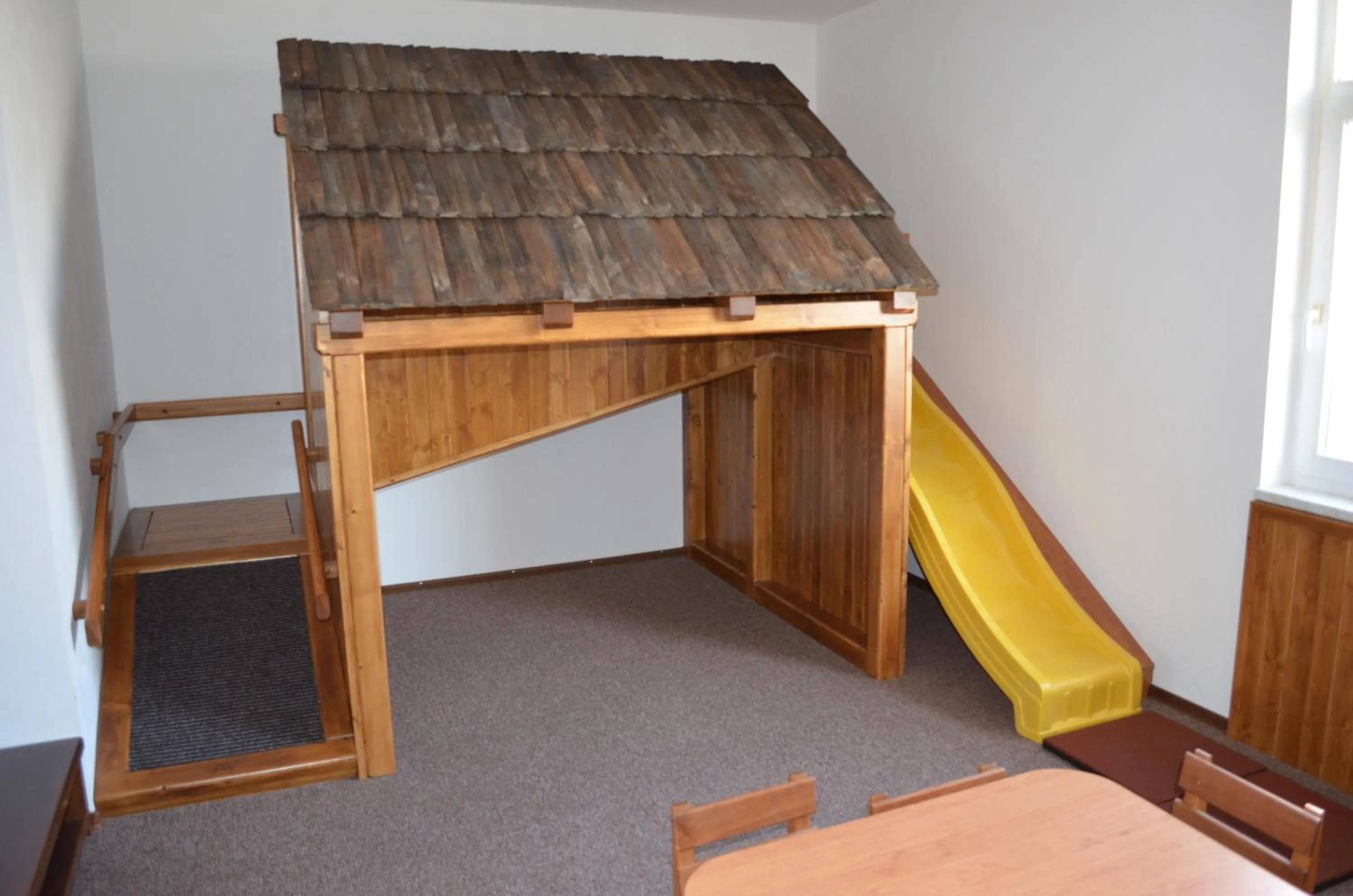 Decorative detail in Hotel Na Statku