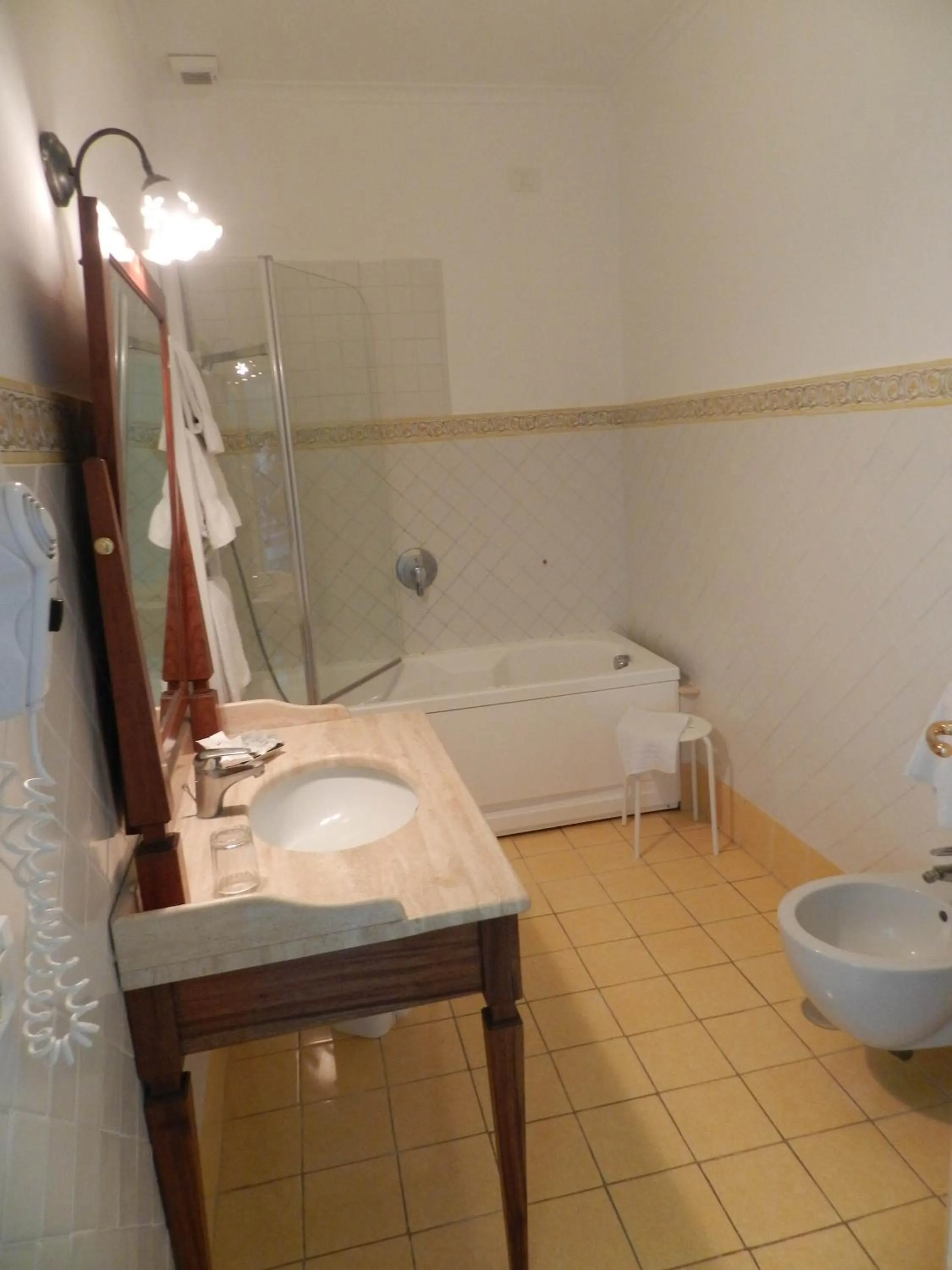 Bathroom in Bacio del Sole B&B Positano