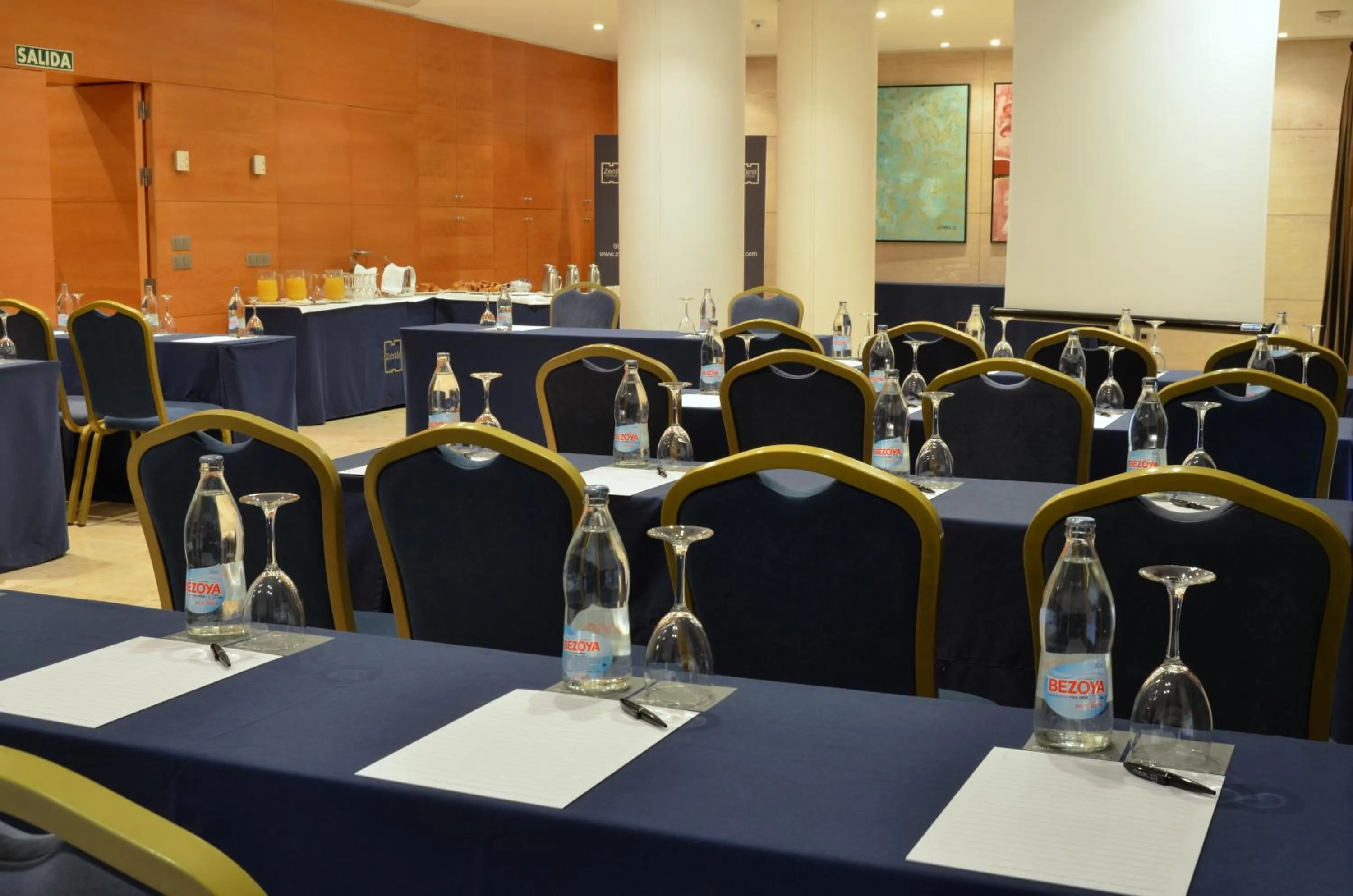 Business facilities in Zenit Málaga