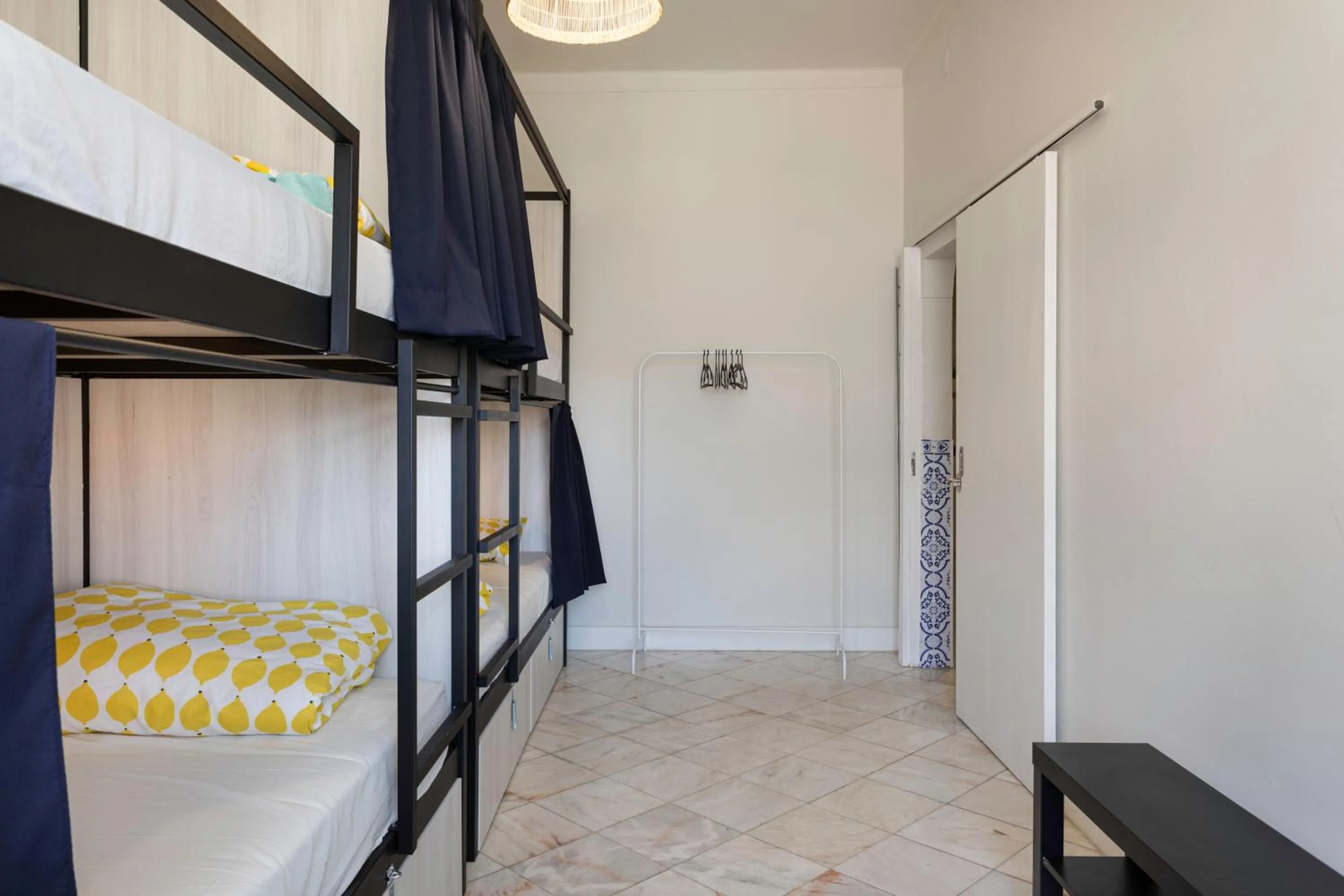 Bed in Lemon Hostel Faro