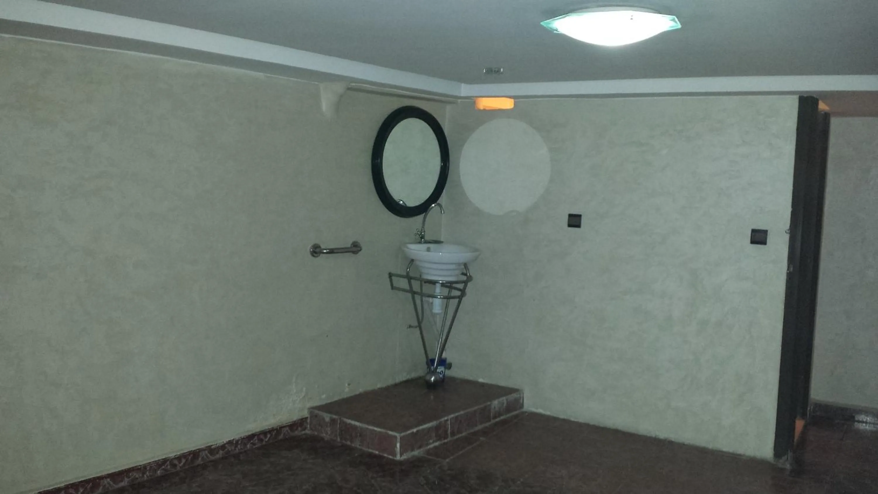 Restaurant/places to eat in Hotel Aswan