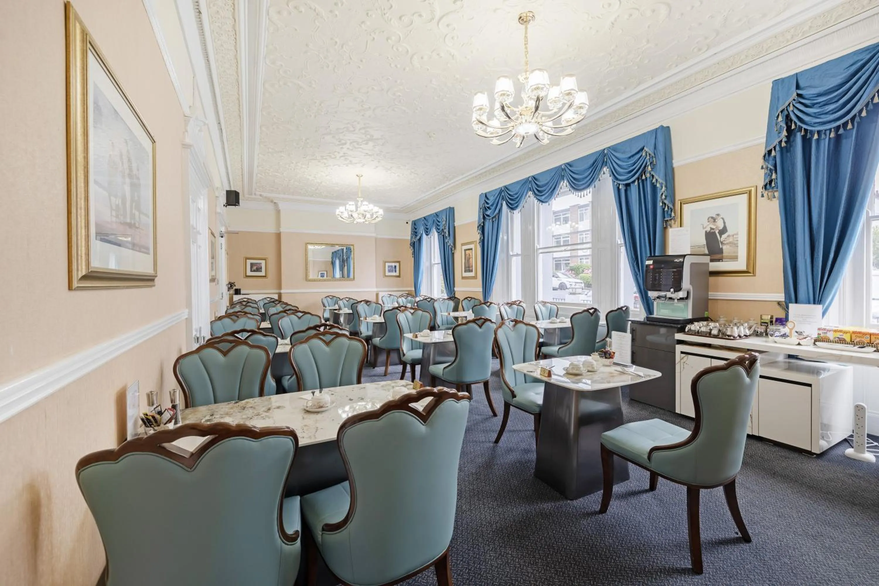 Breakfast in Drake Hotel Plymouth