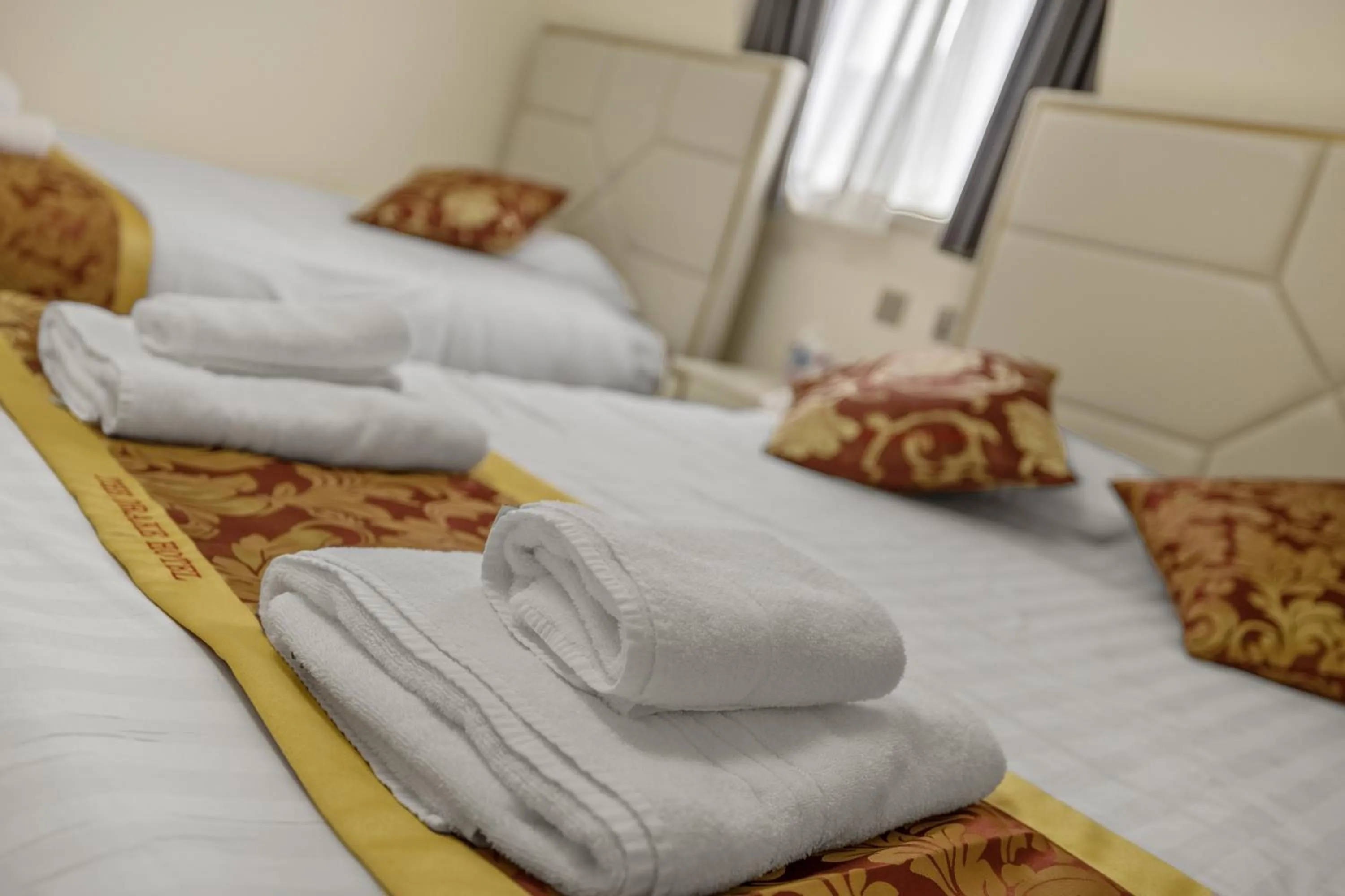 Bed in Drake Hotel Plymouth