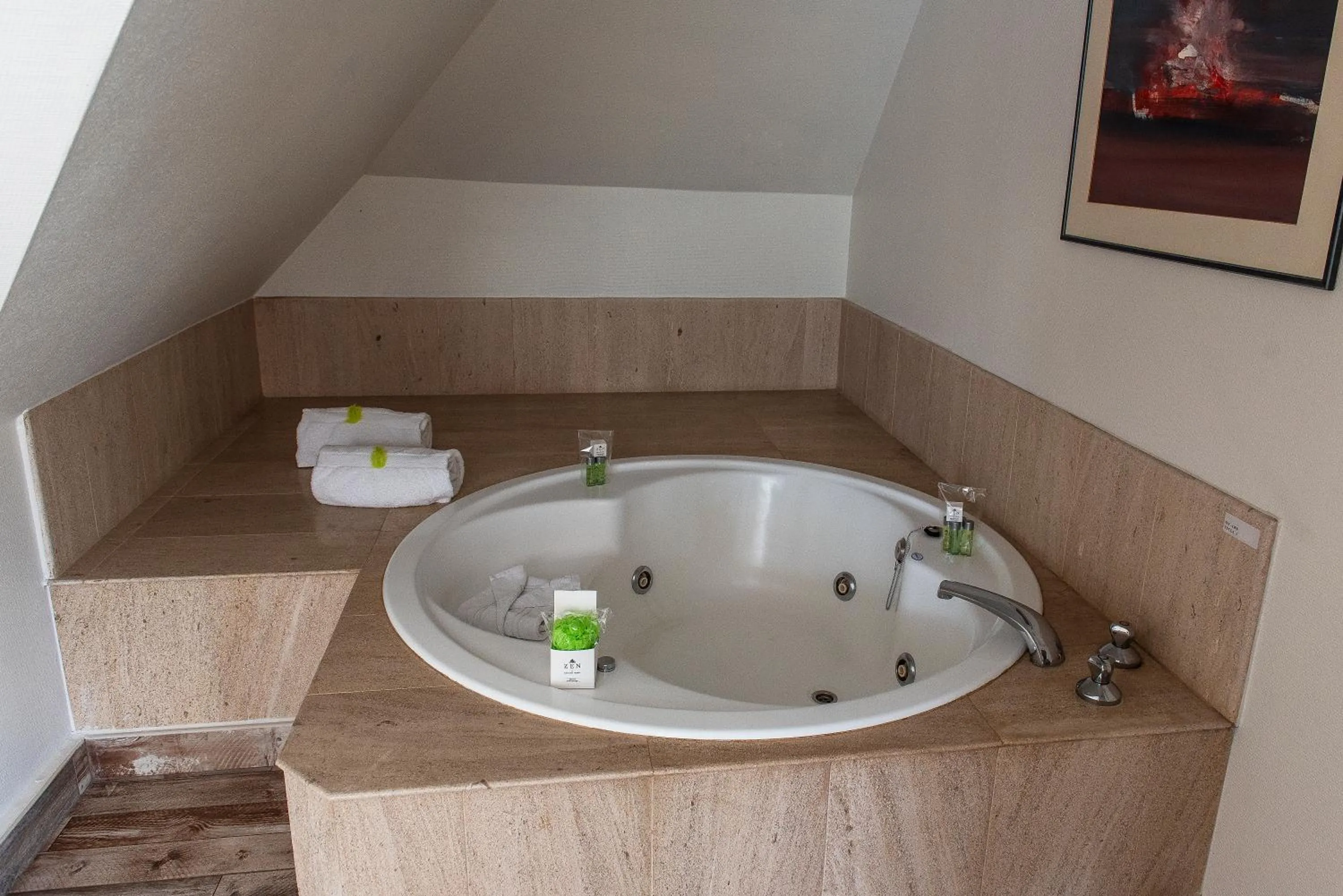 Bath in Hotel Palacio del Mar