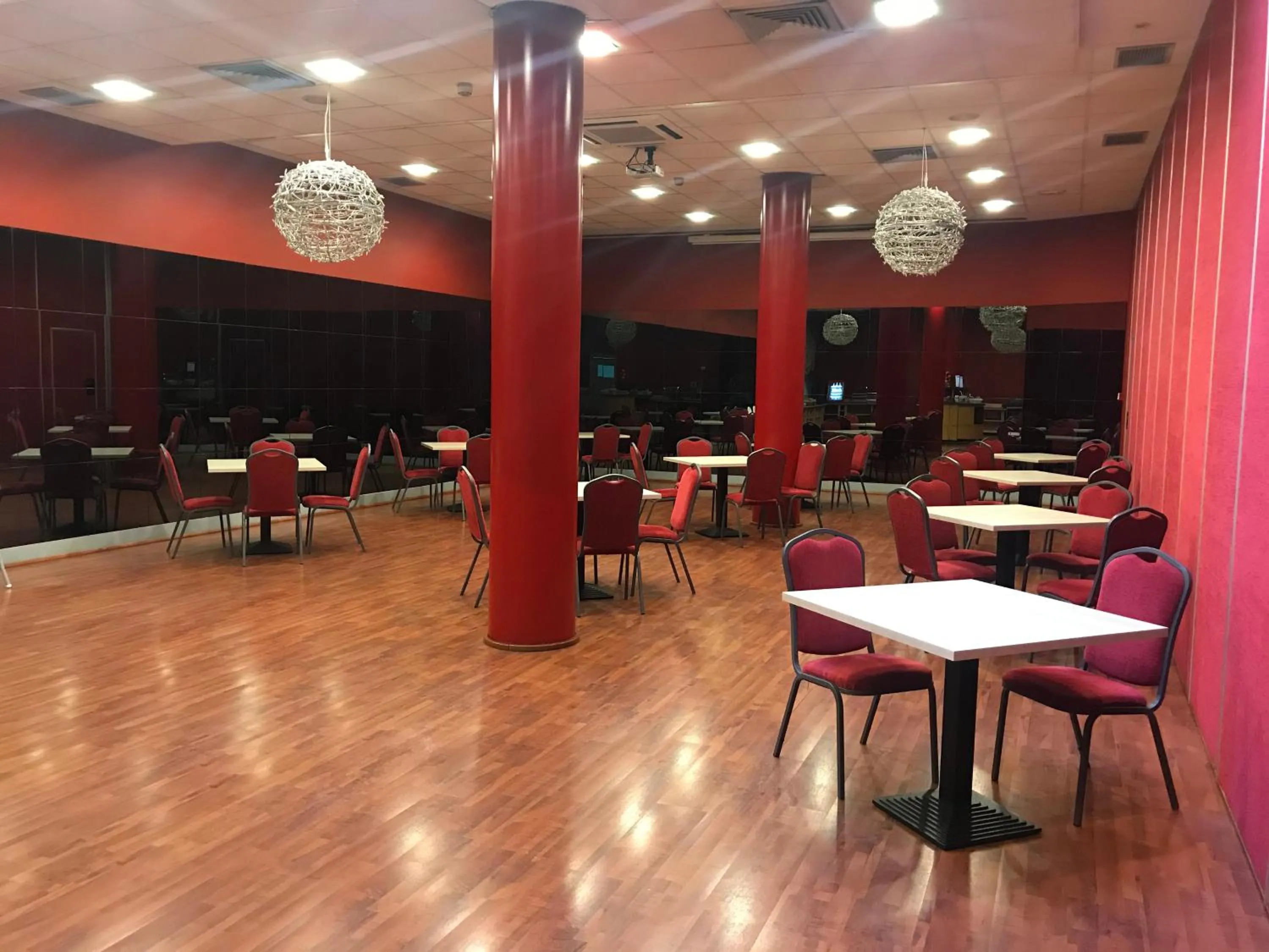 Lounge or bar in Hotel Palacio del Mar