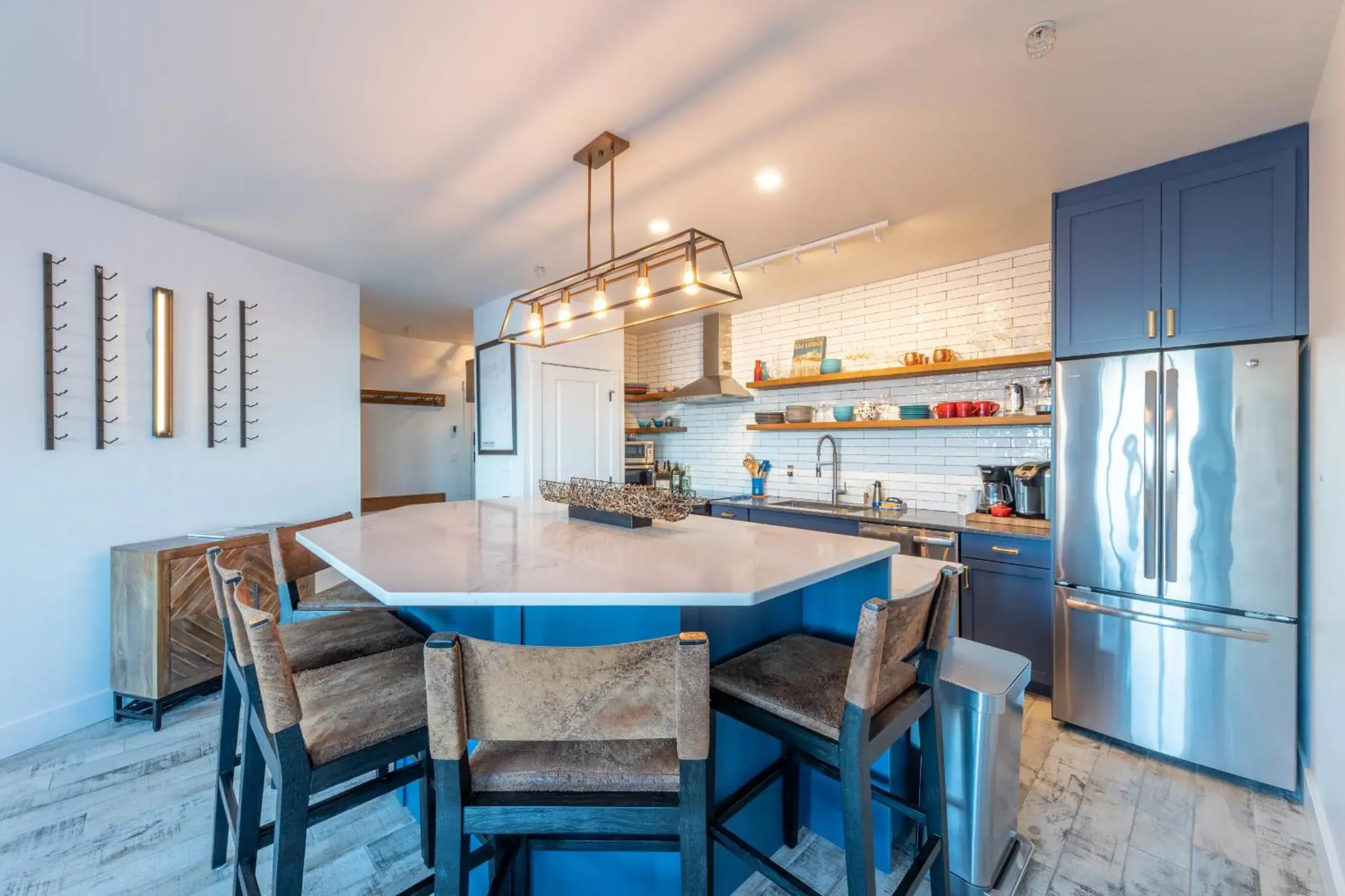 Fully Renovated Ski-in/out Loft with Private Hot Tub! Fully Renovated Ski-in/out Loft with Private Hot Tub!