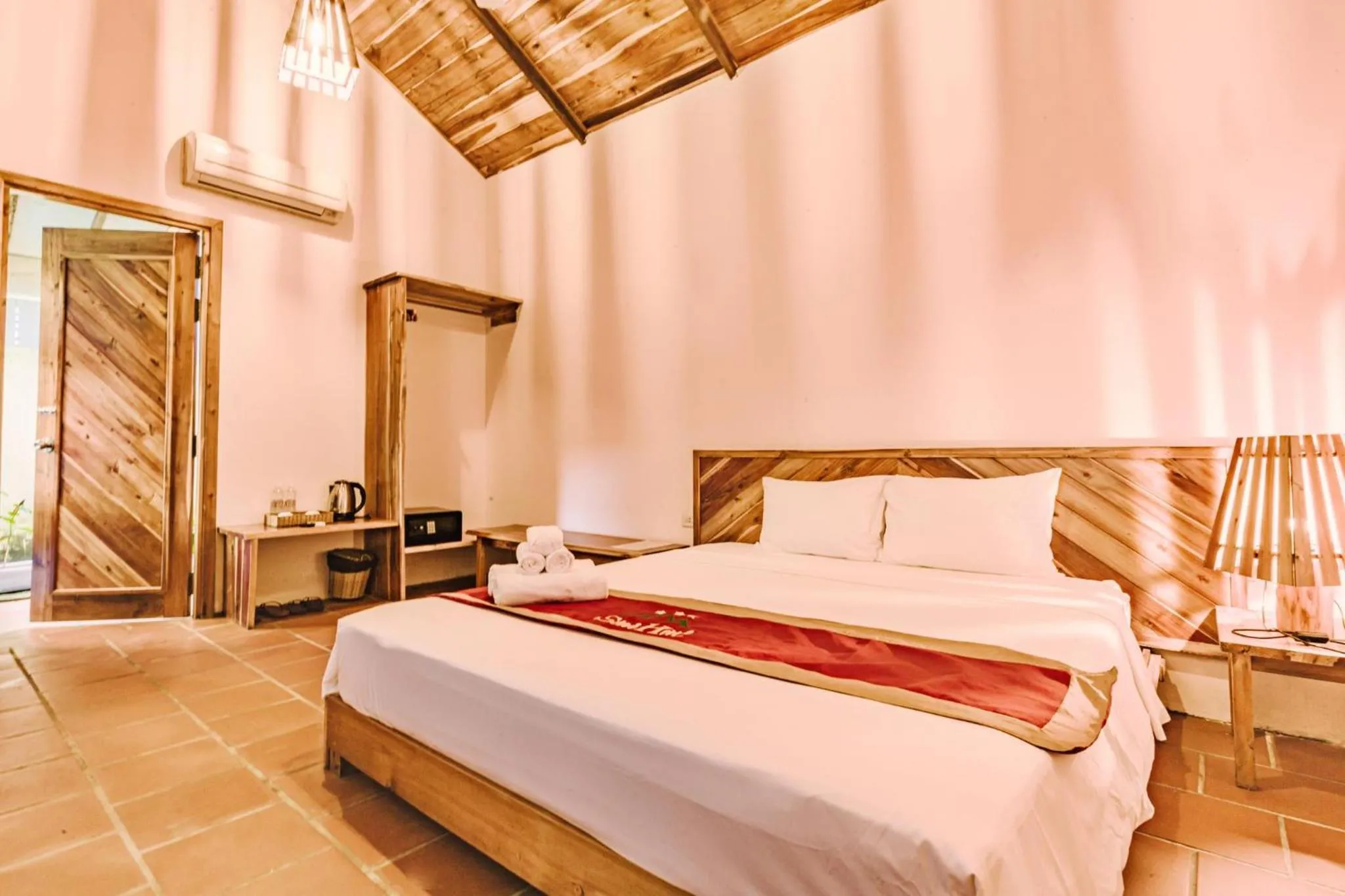 Bed in Star Hill Village Resort Phu Quoc