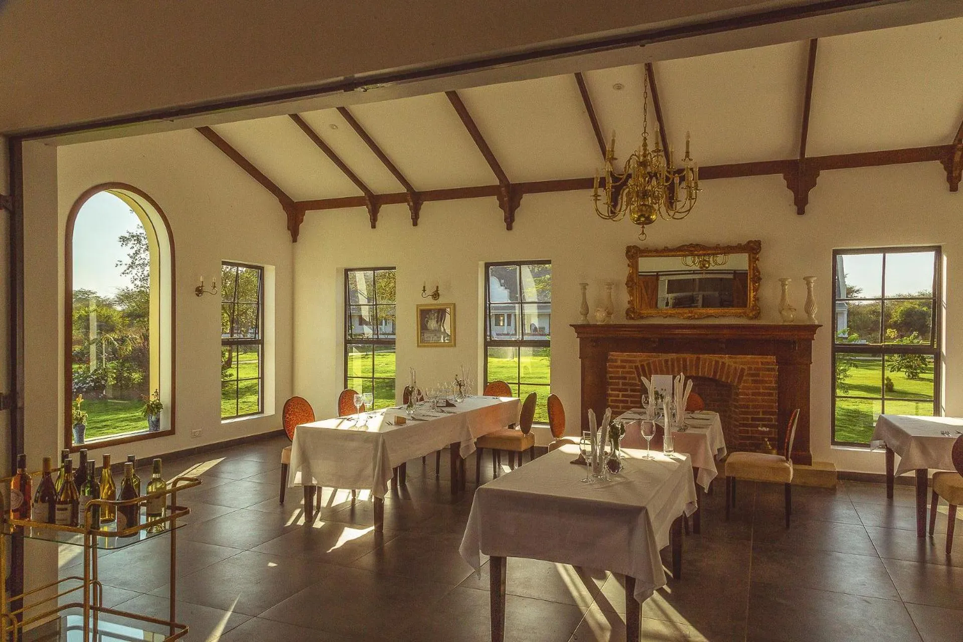 Restaurant/places to eat in Kili Seasons Hotel