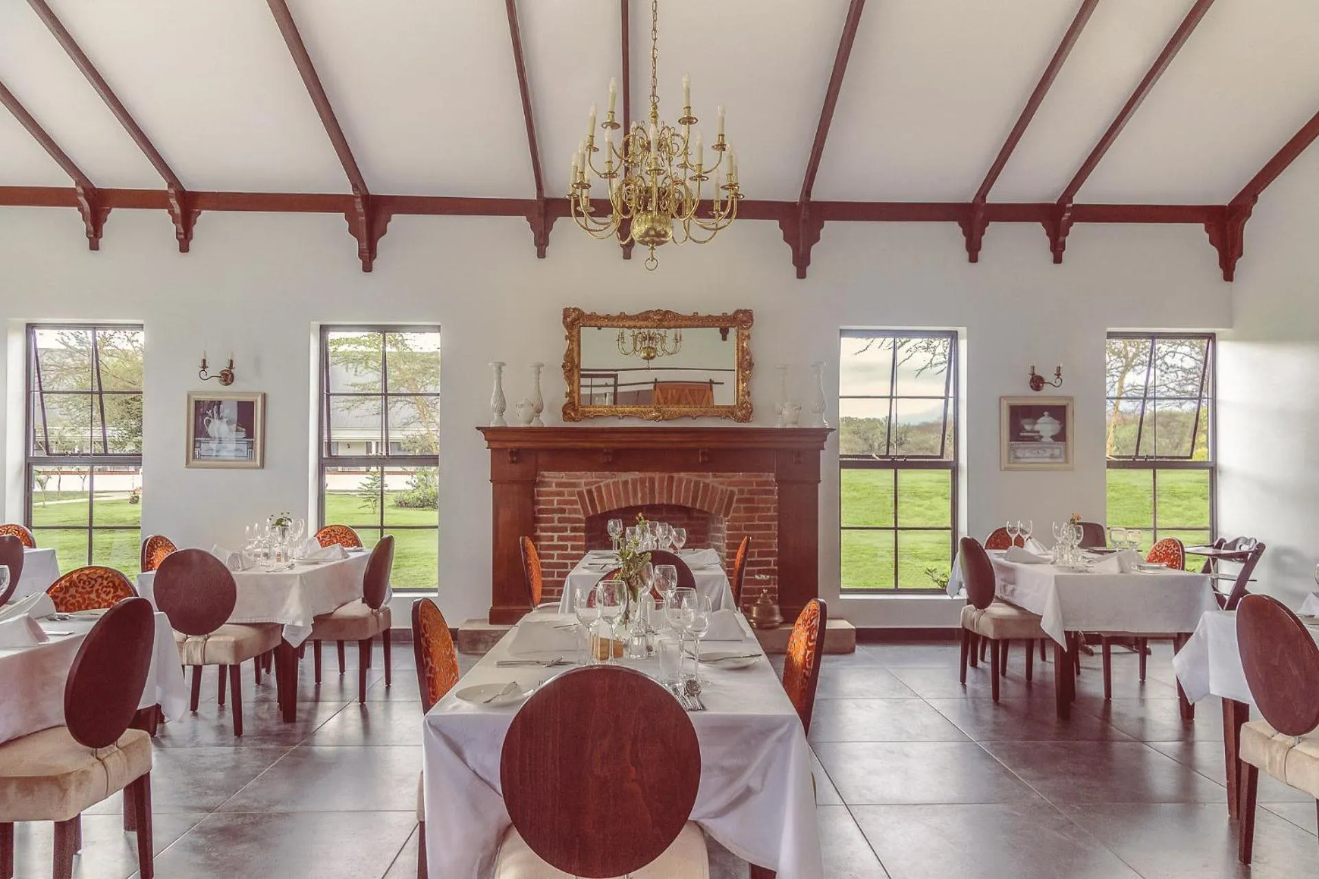 Restaurant/places to eat in Kili Seasons Hotel