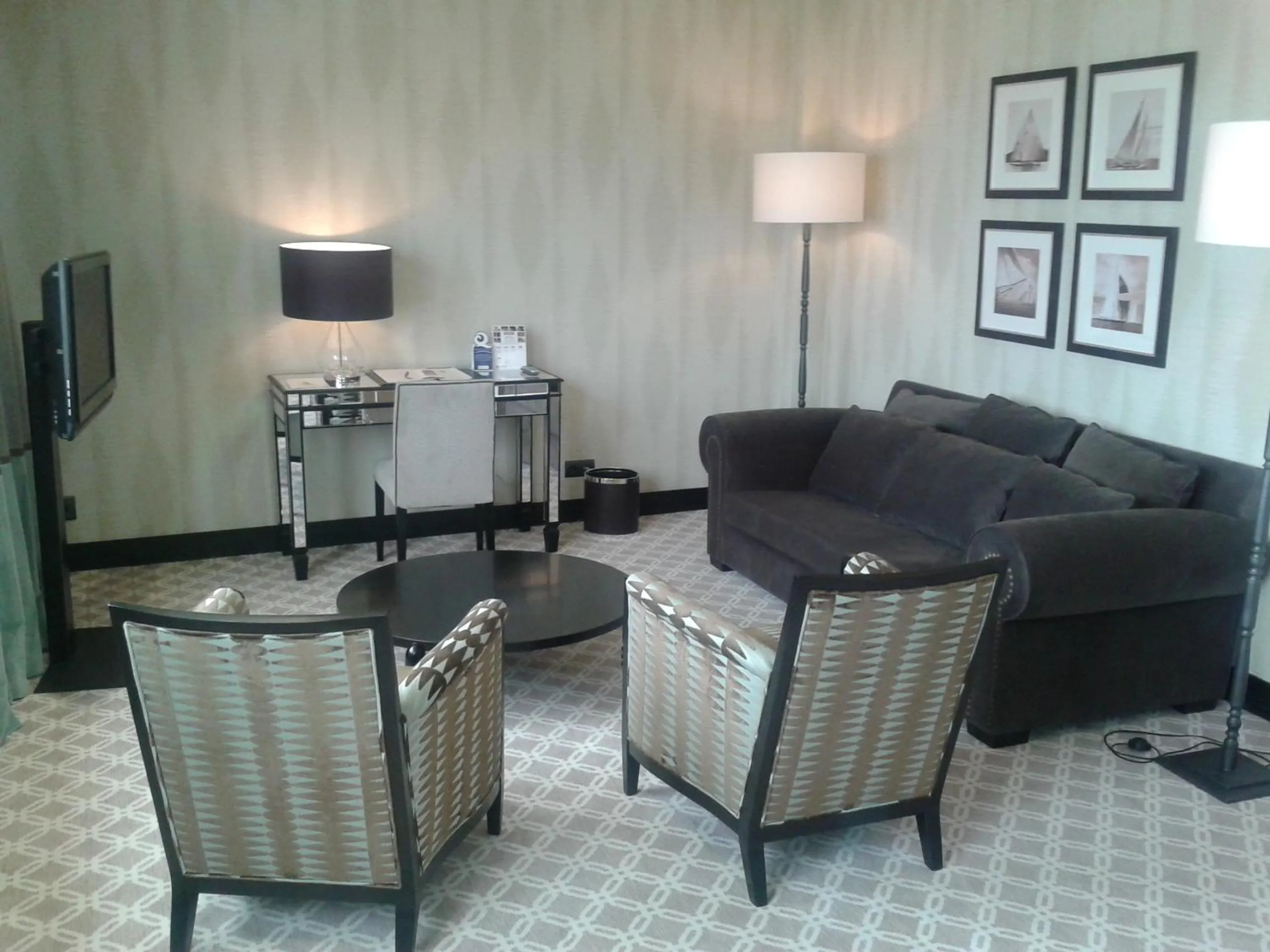 TV and multimedia in Hotel Bahía