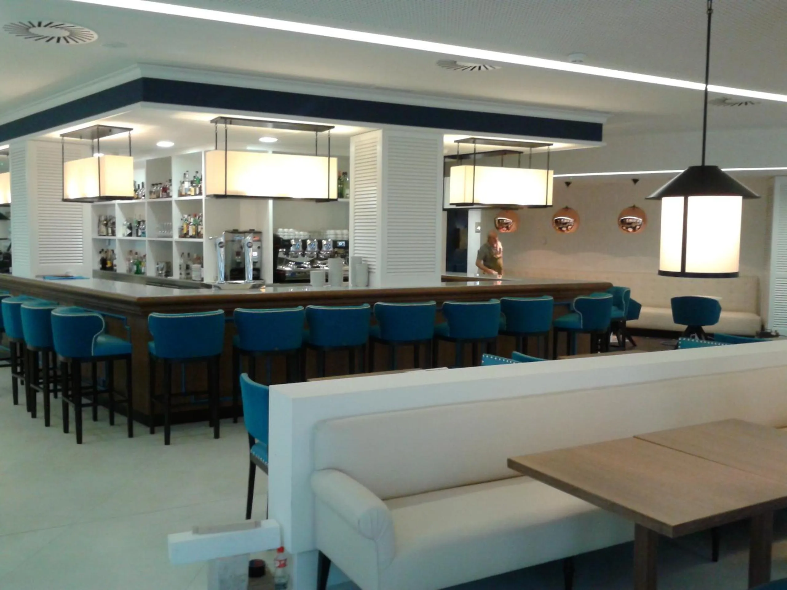 Lounge or bar in Hotel Bahía