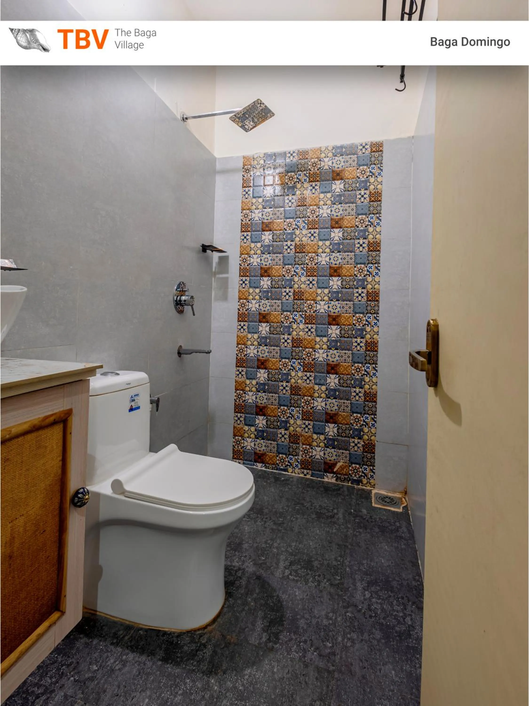 Toilet in The Baga Domingo's- 50 Mtrs From the Baga Beach