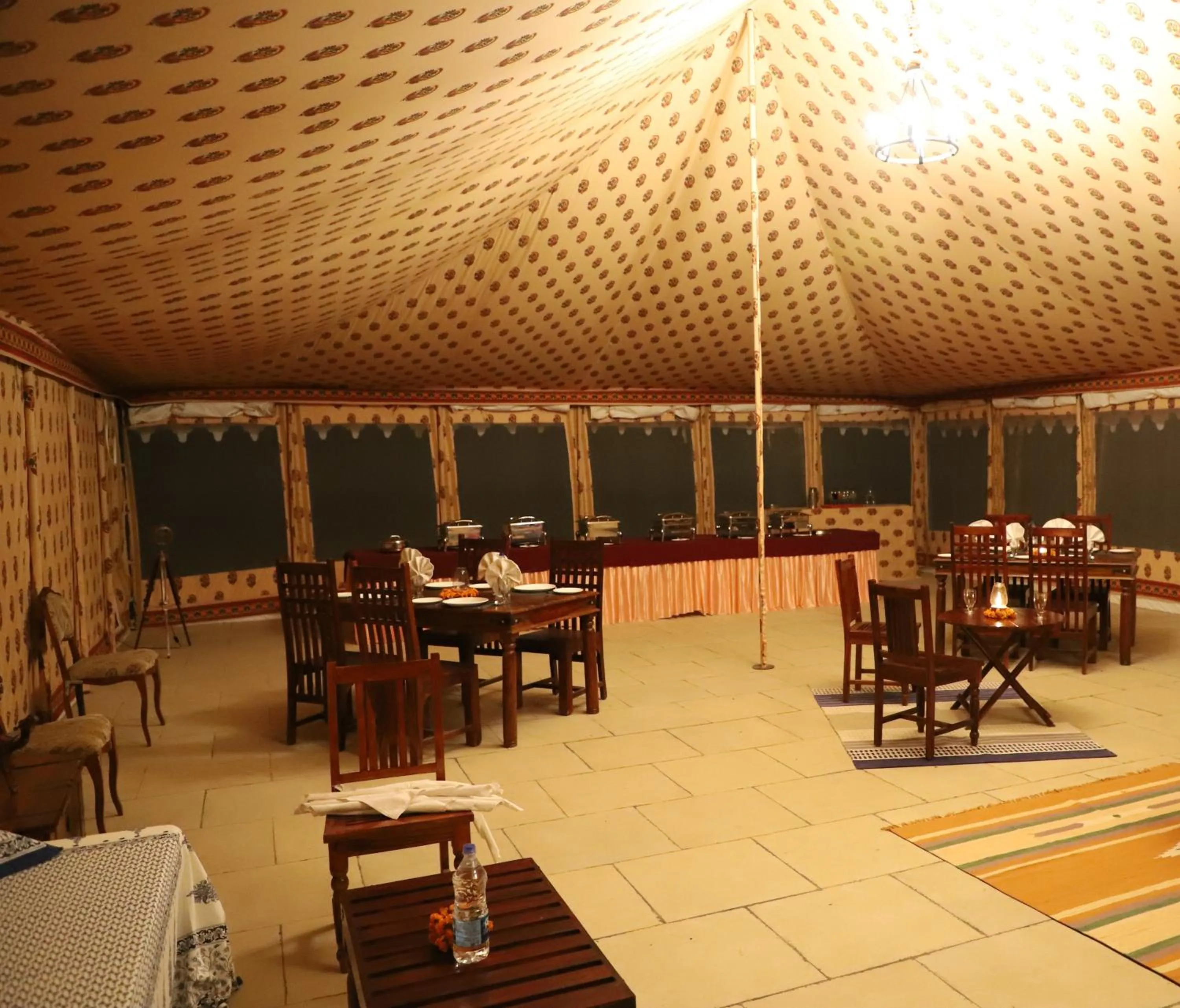 Breakfast in Camp Rajputana