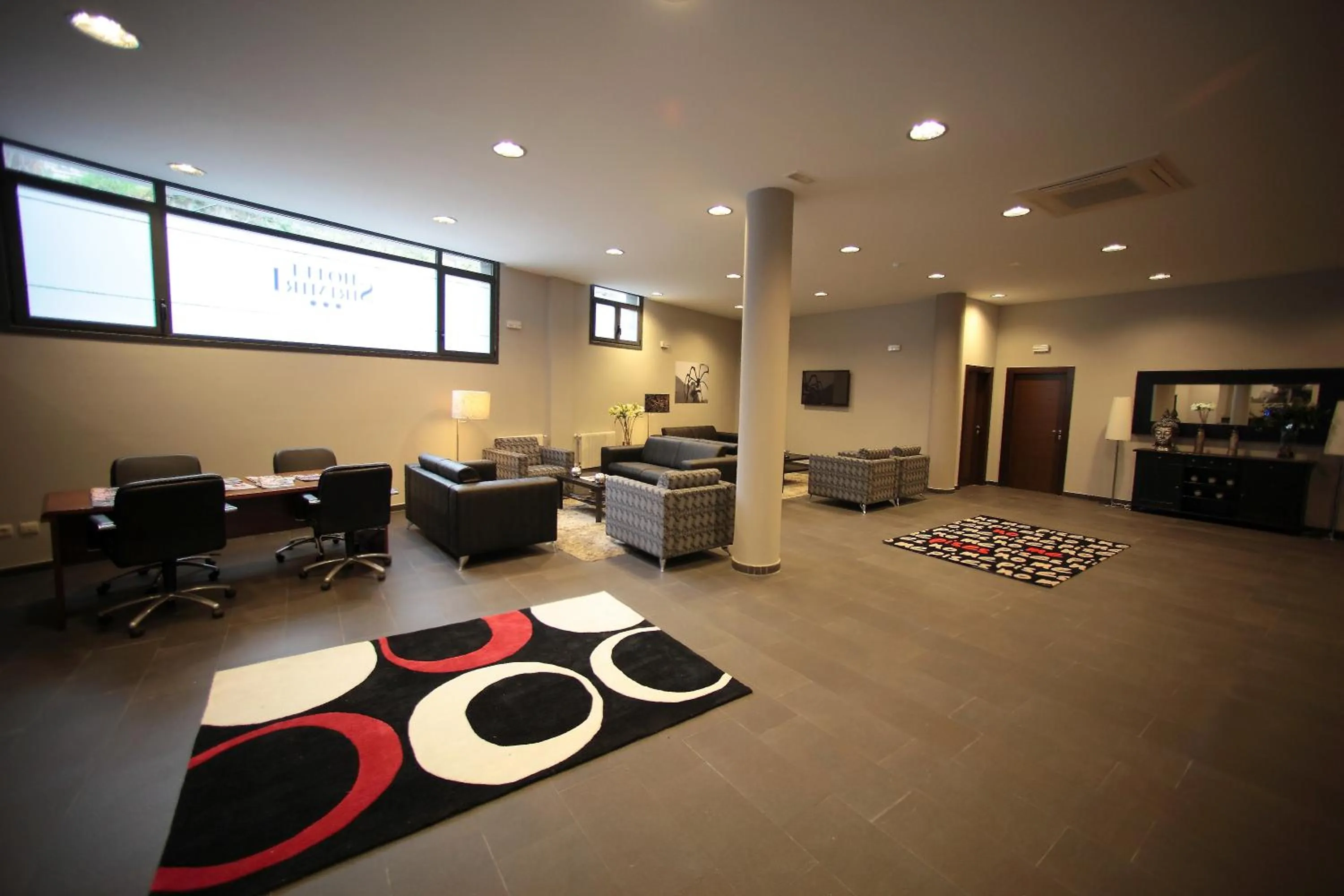 Lobby or reception in Hotel Silken Sirimiri