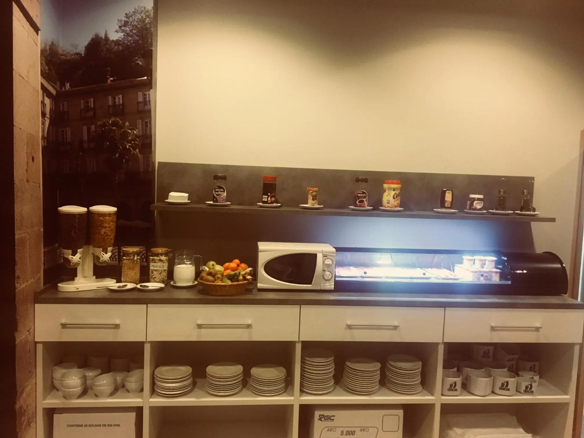 Buffet breakfast in Hotel Silken Sirimiri