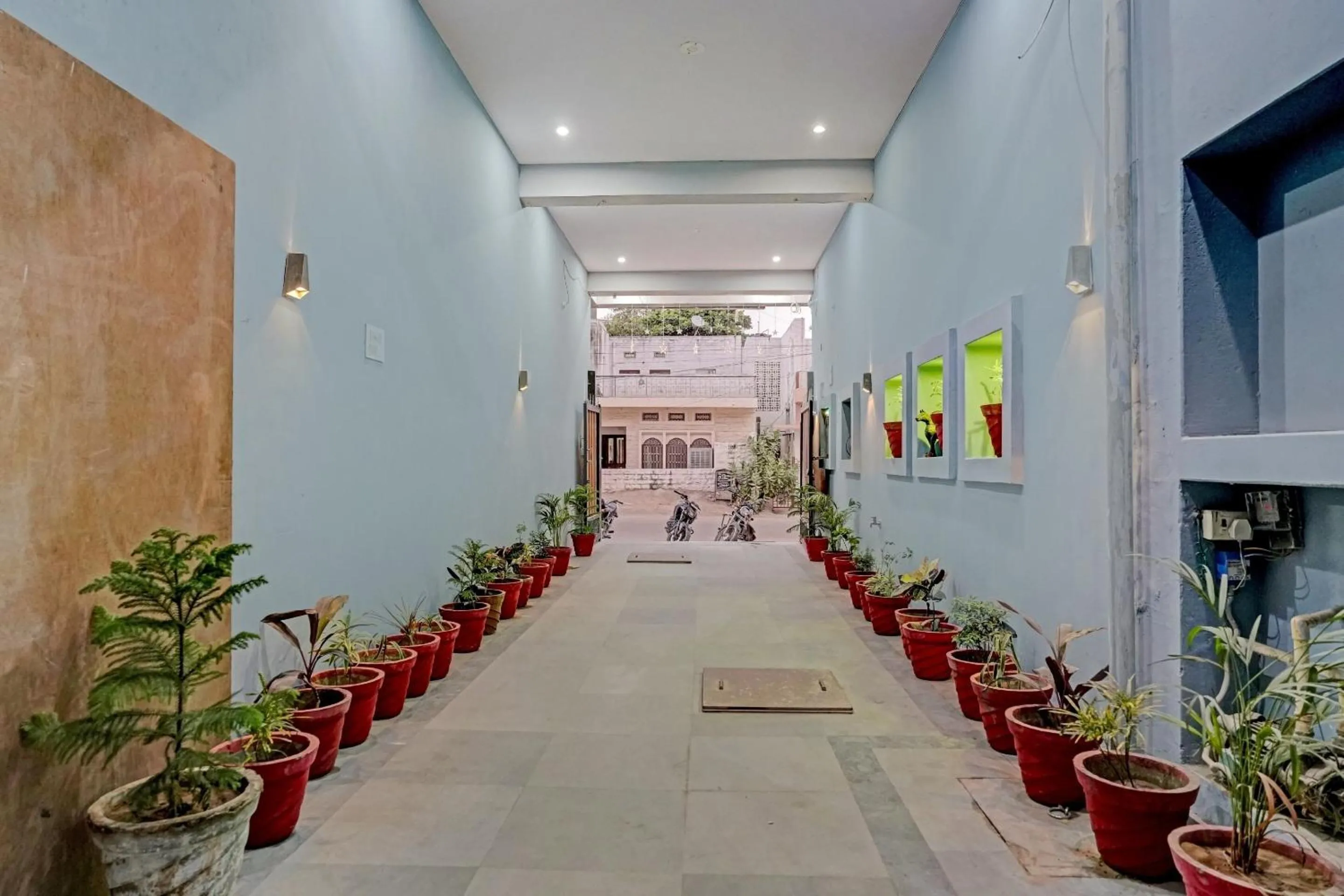 Facade/entrance in Hotel O BlackBull
