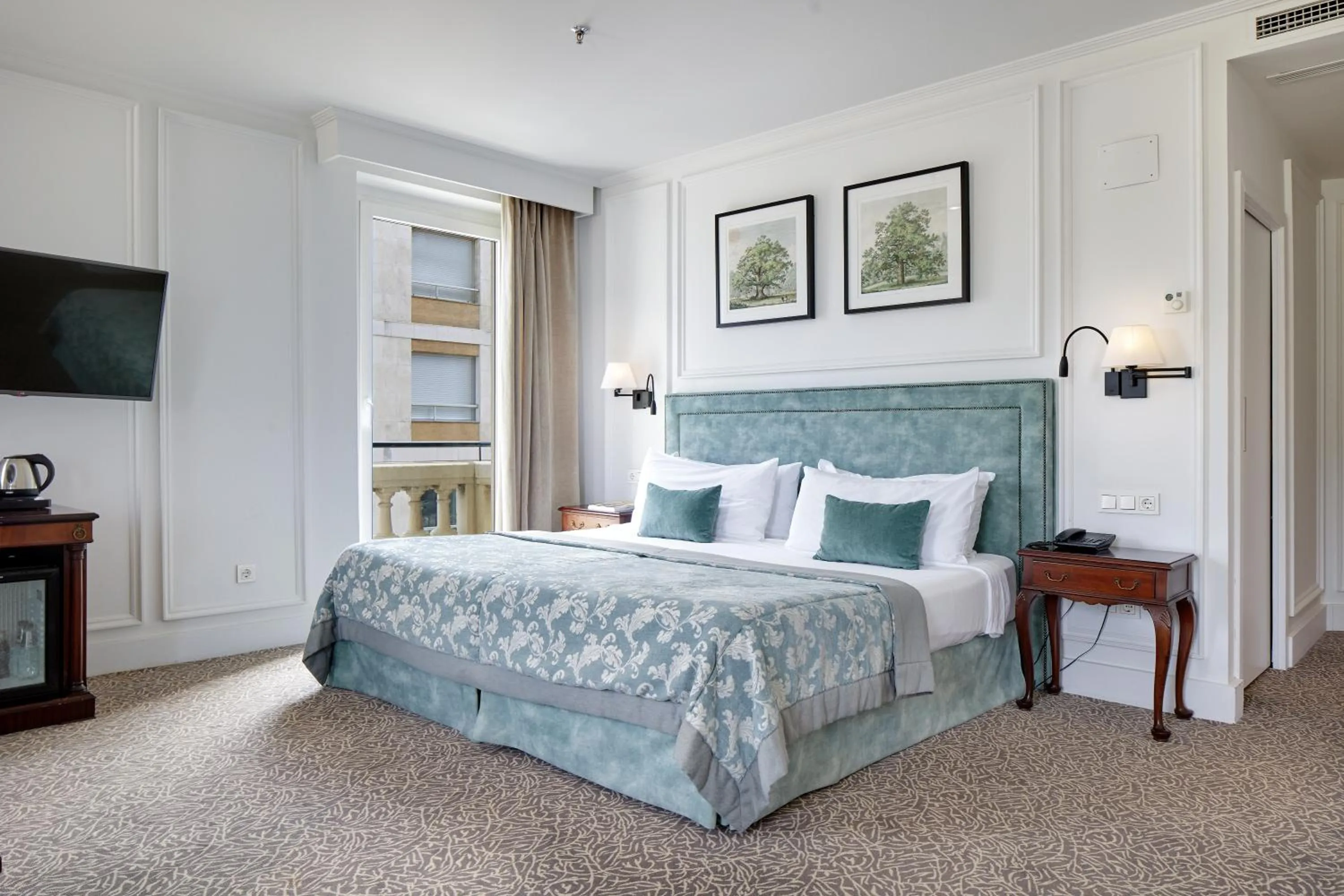 Bedroom, Bed in Hotel de Londres y de Inglaterra