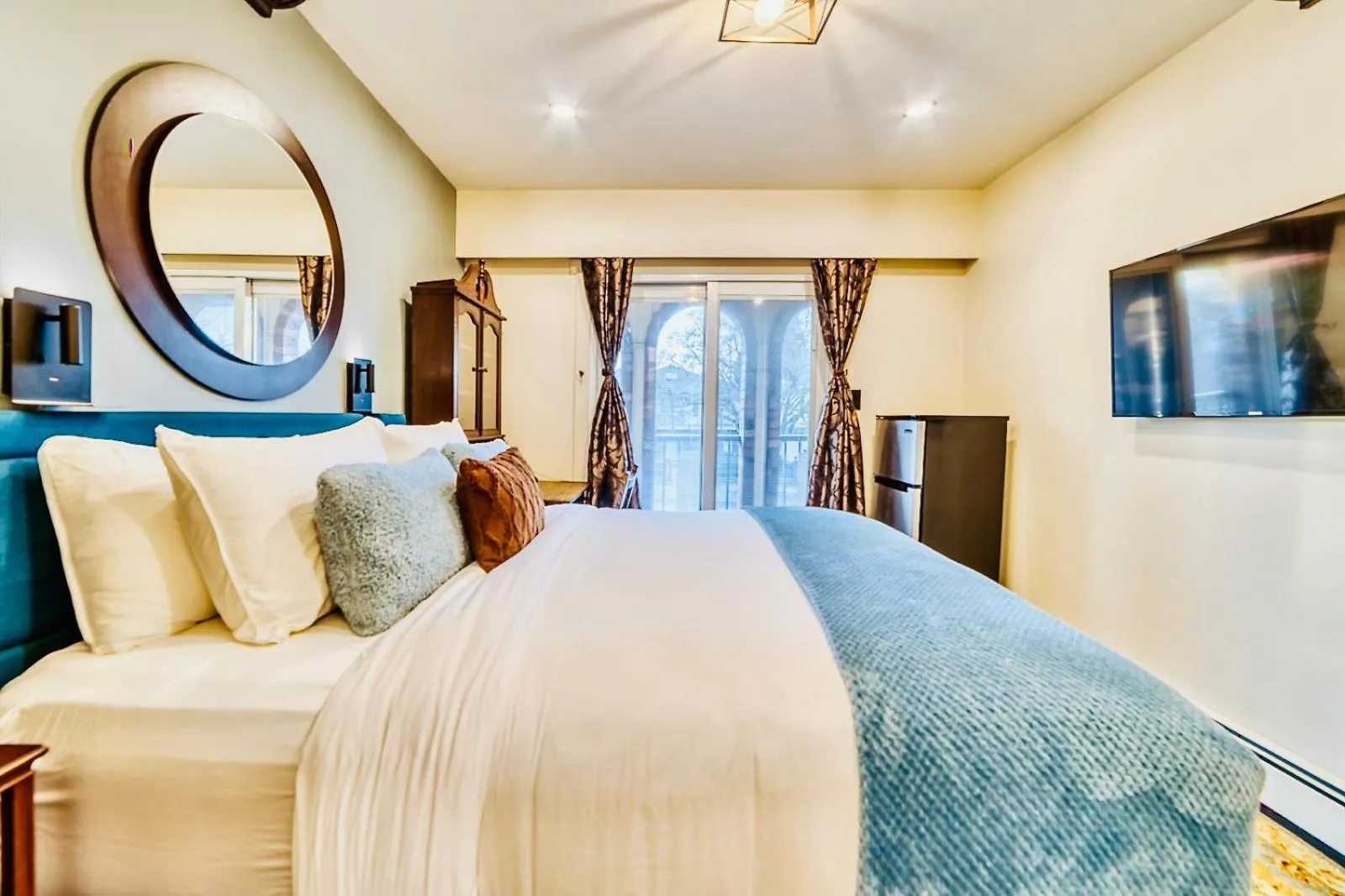 Bed in Neocolonial Nouveau Kensington Vacation Home