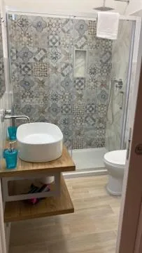 Shower in Cinemovie Guesthouse