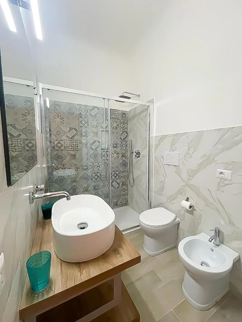 Shower in Cinemovie Guesthouse