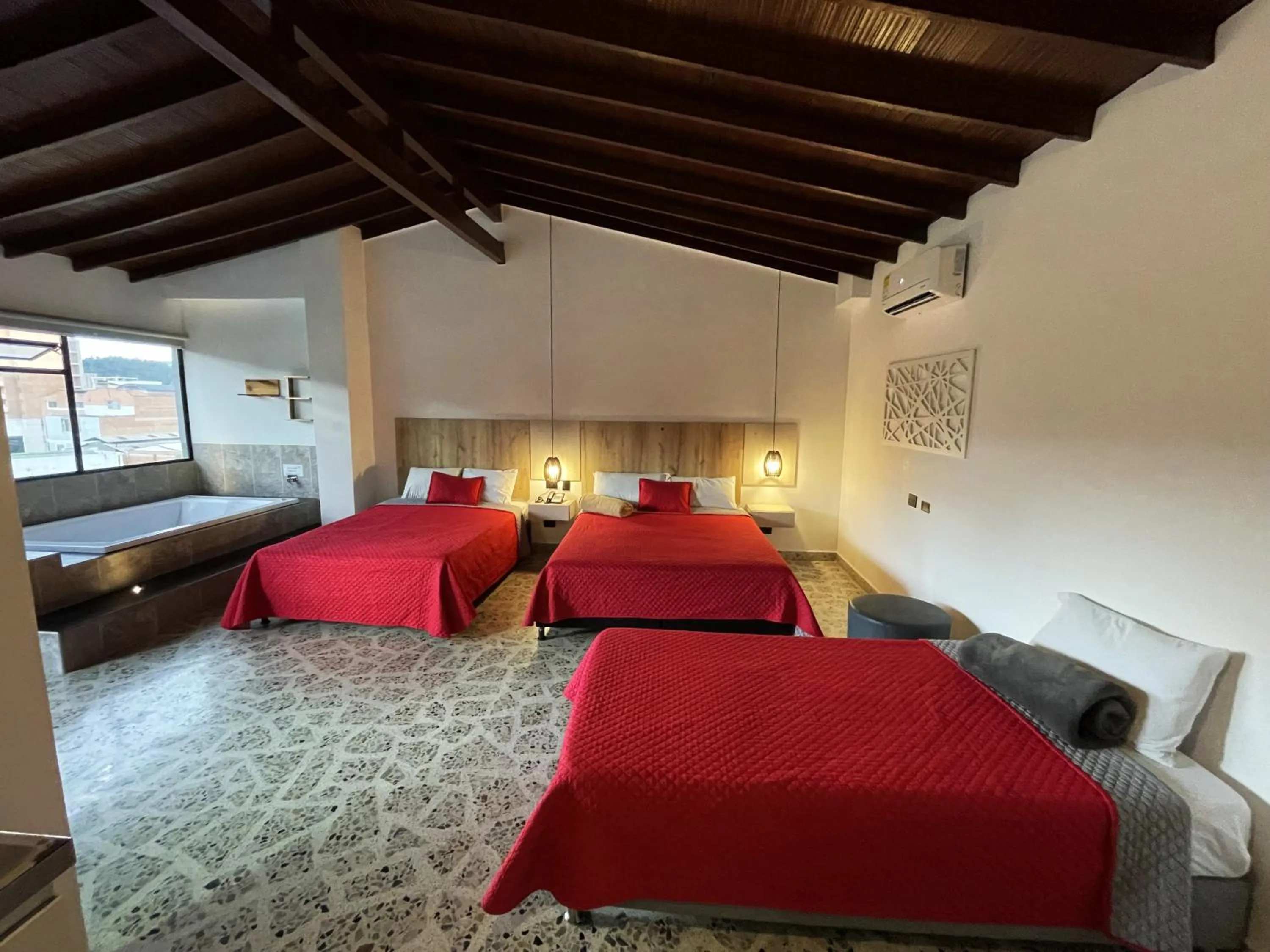 Bedroom, Bed in Hotel Ofix