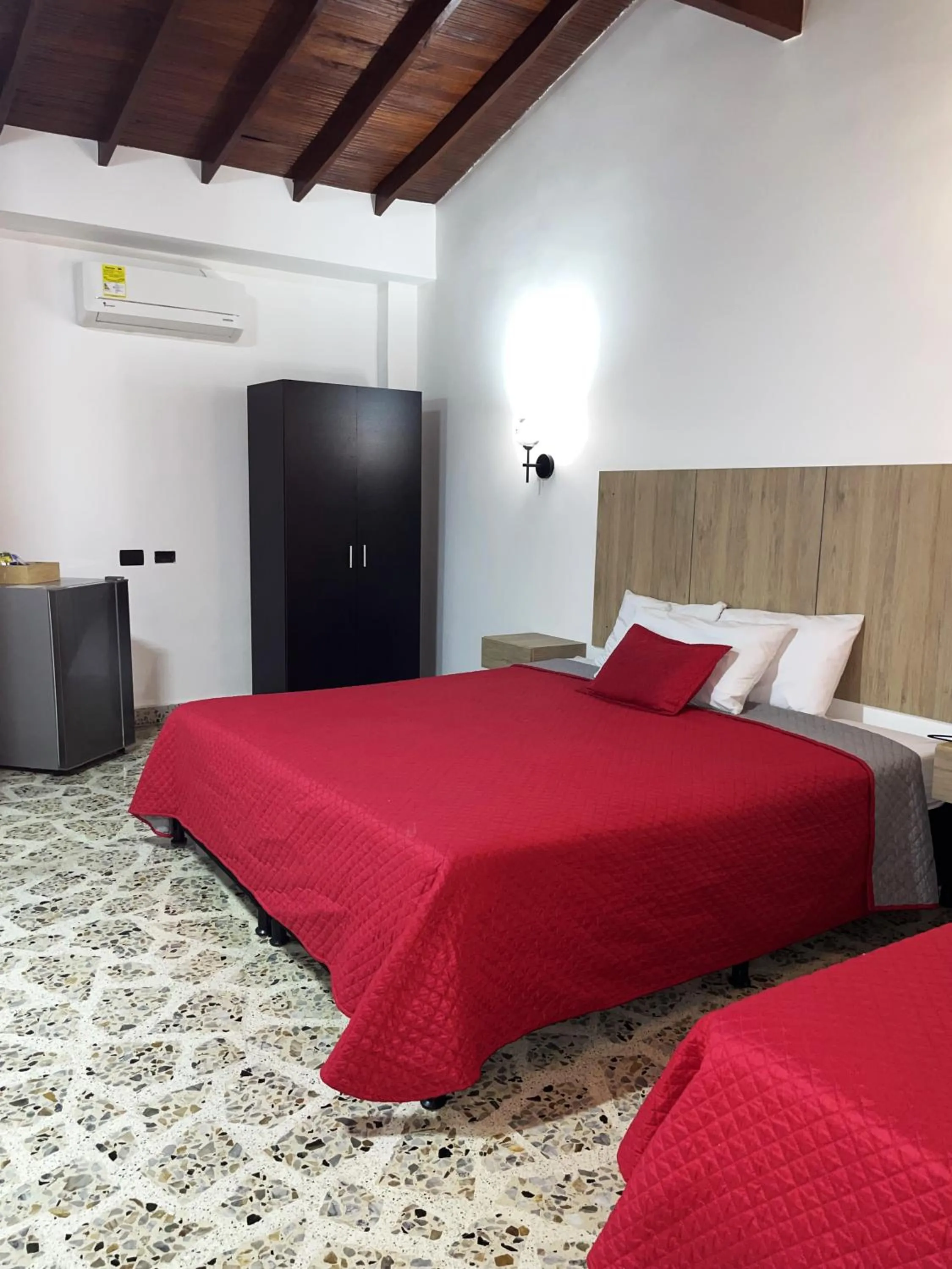 Bedroom, Bed in Hotel Ofix