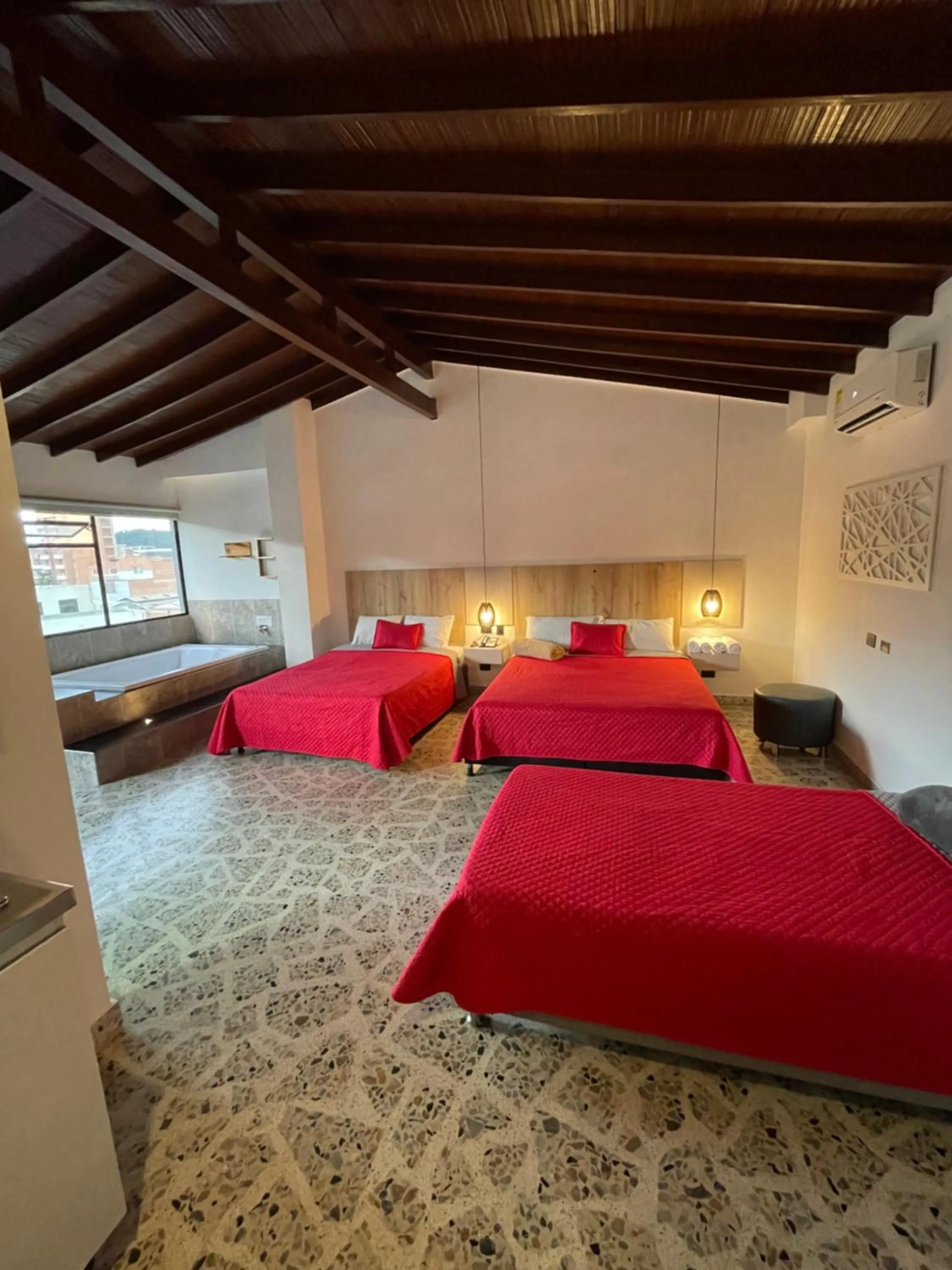 Bedroom, Bed in Hotel Ofix