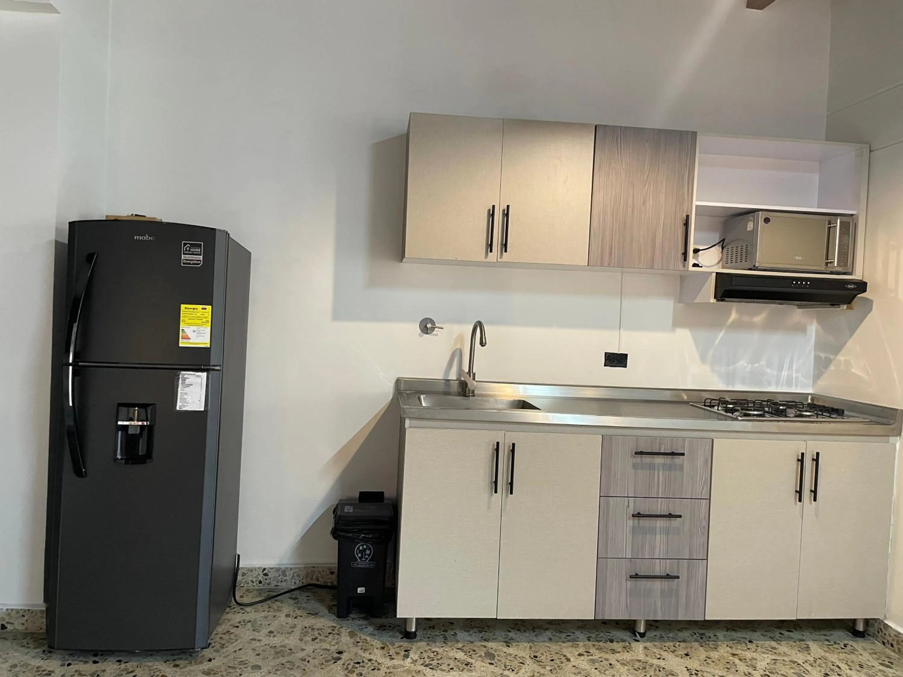 Kitchen or kitchenette in Hotel Ofix